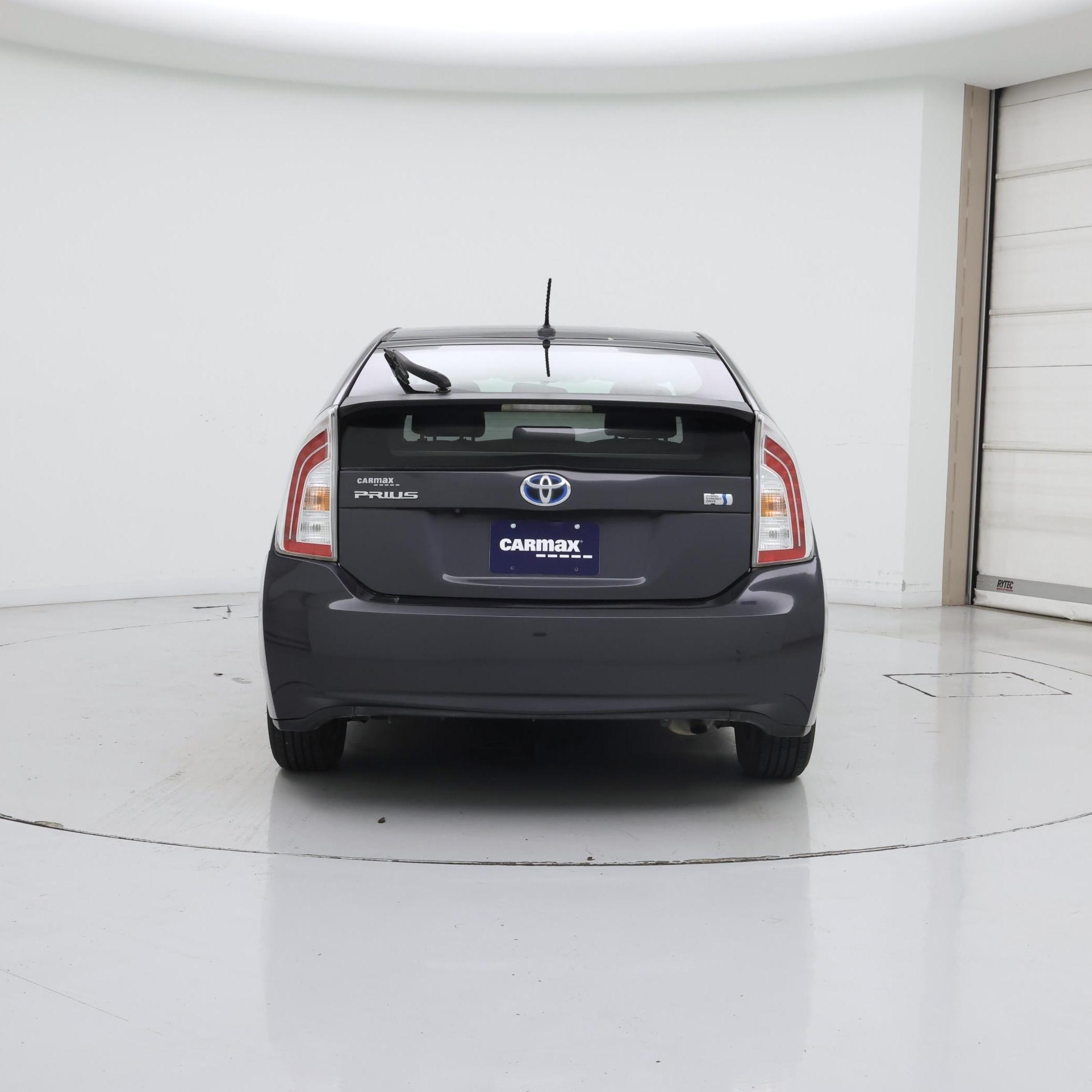 Thumbnail: 2015 Toyota Prius - 6