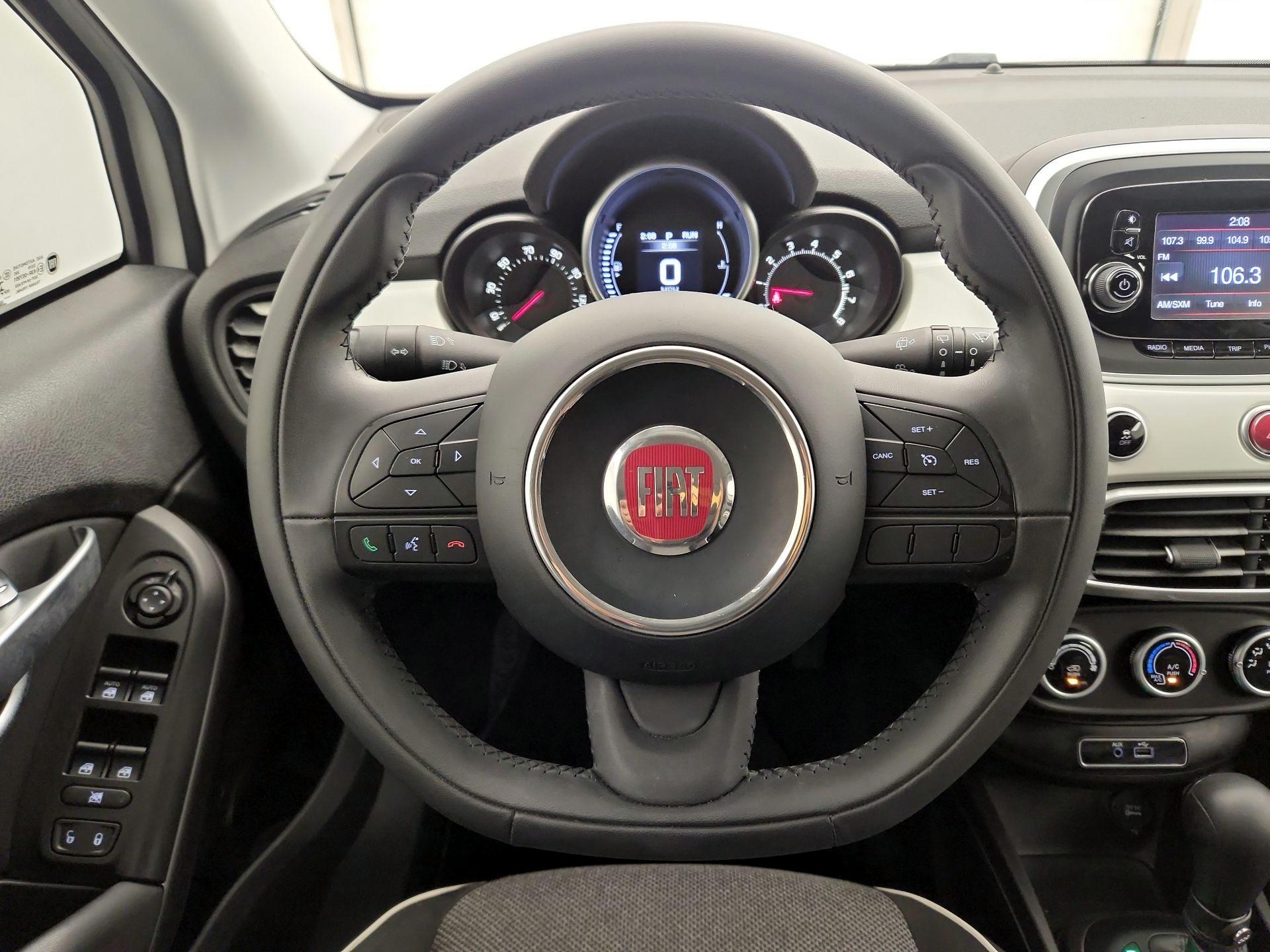 Thumbnail: 2017 Fiat 500X - 10
