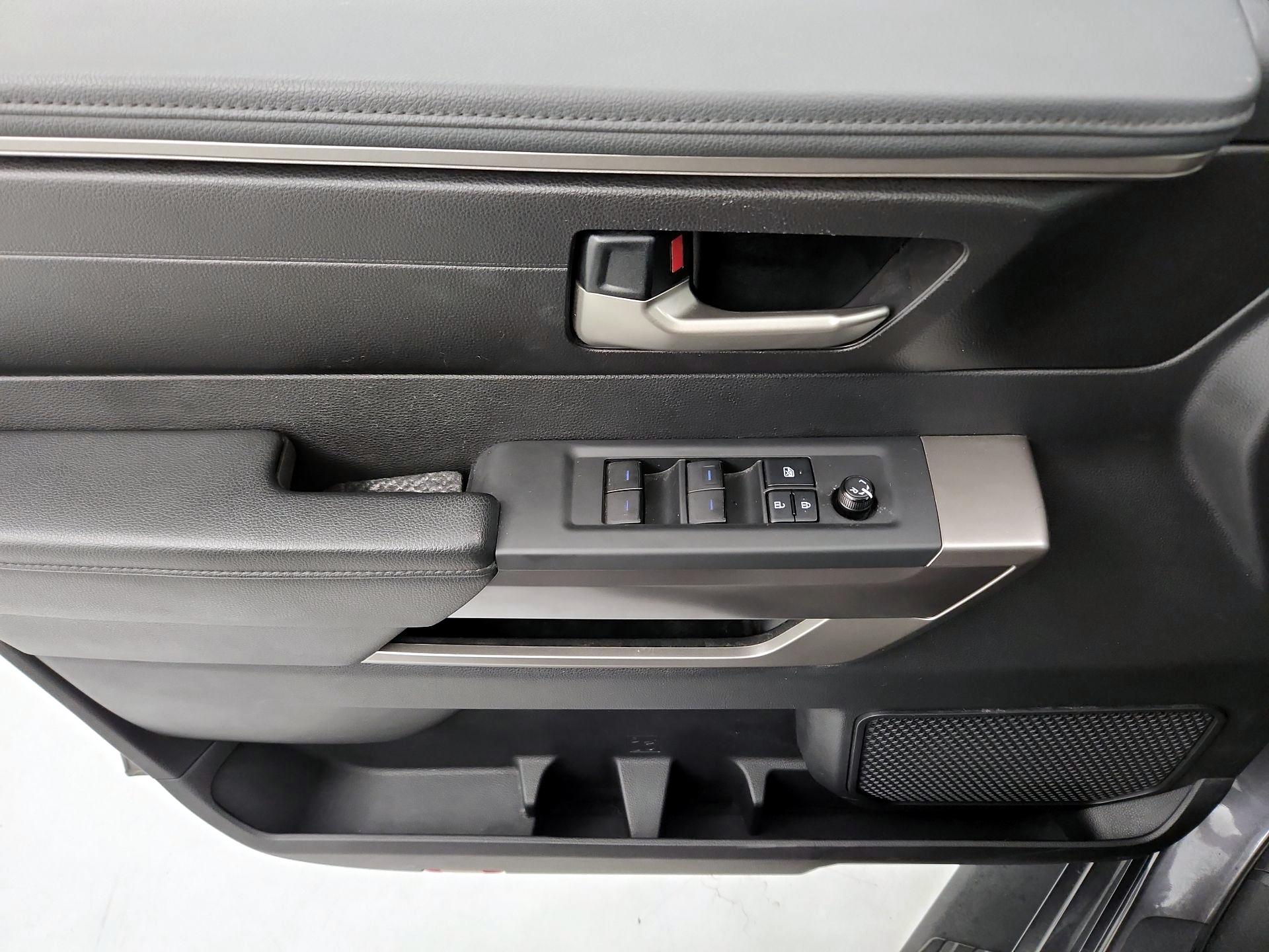 Thumbnail: 2022 Toyota Tundra - 12