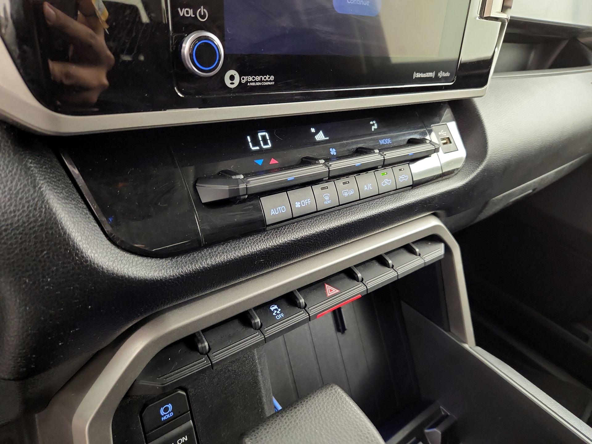 Thumbnail: 2022 Toyota Tundra - 16