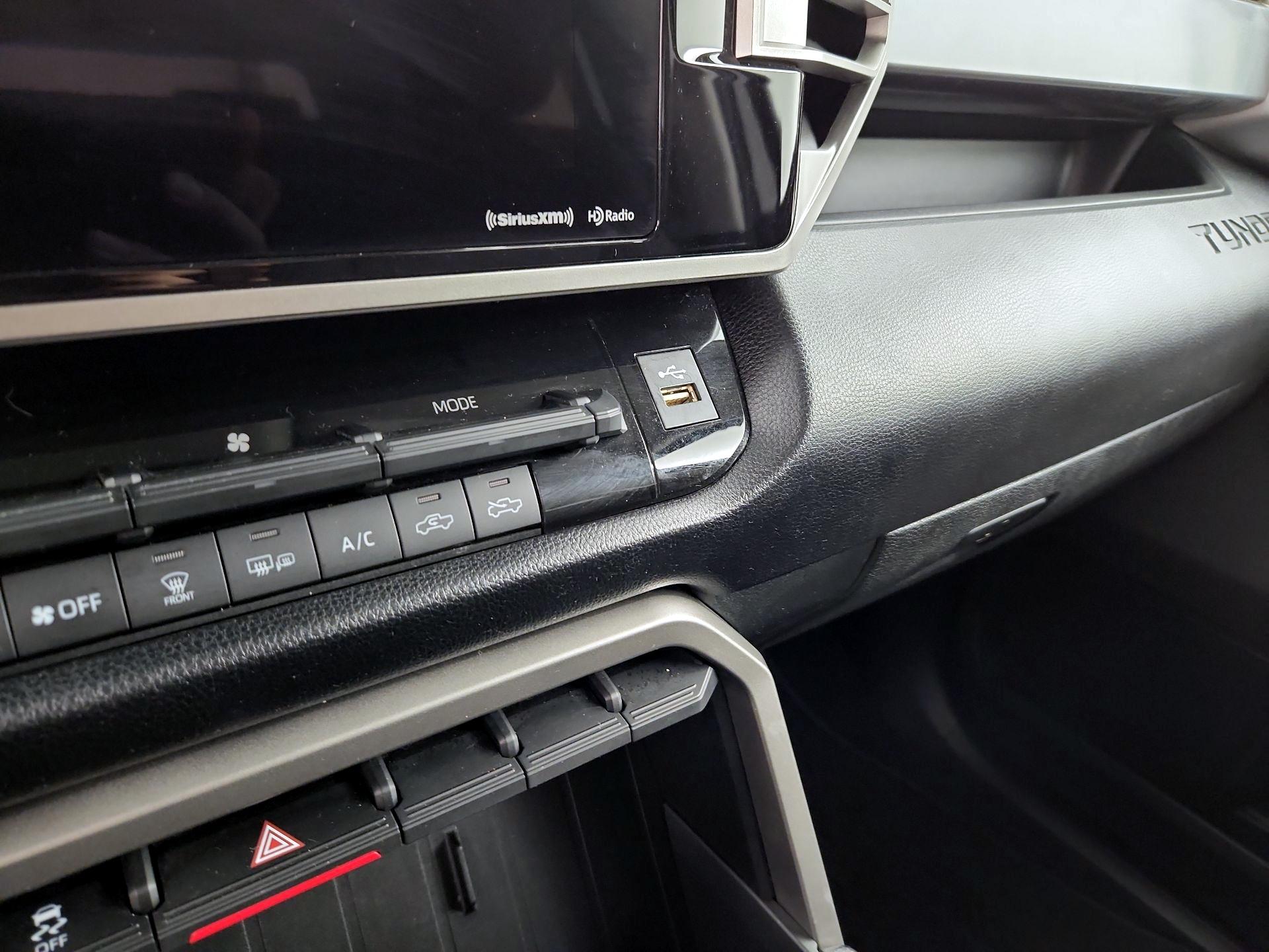 Thumbnail: 2022 Toyota Tundra - 18