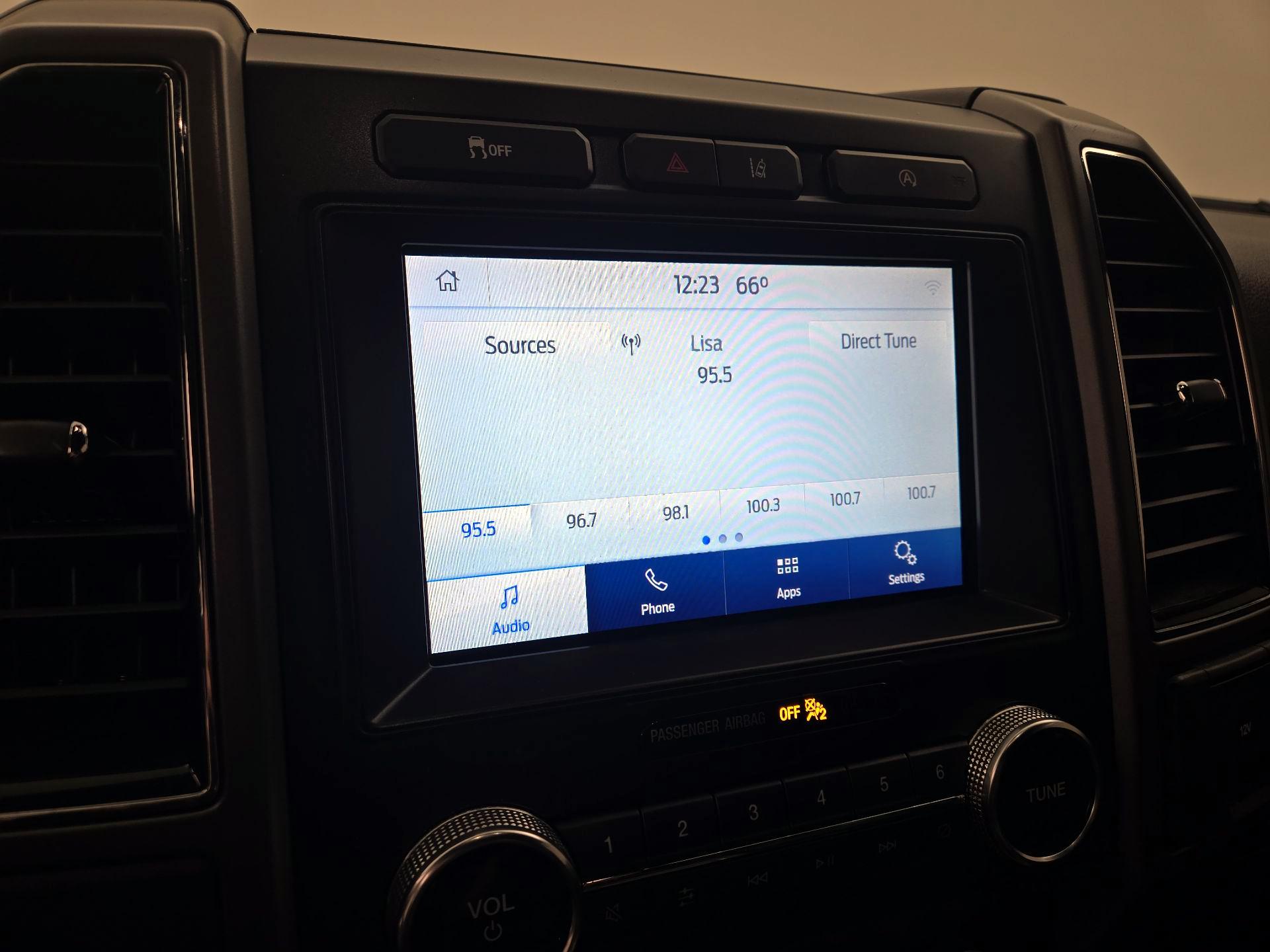 Thumbnail: 2020 Ford Expedition - 15