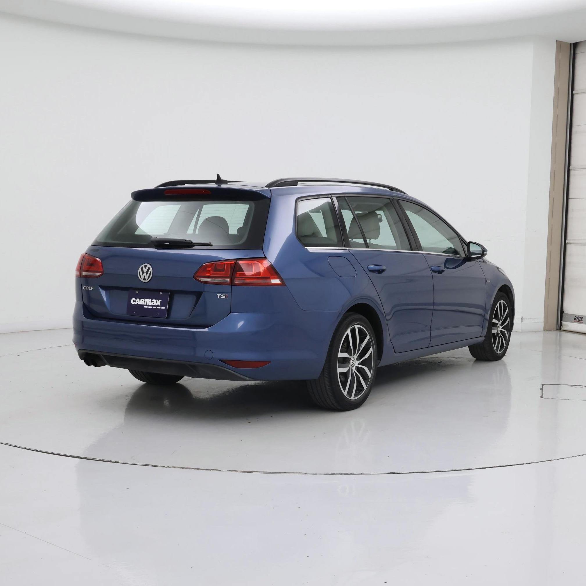 Thumbnail: 2016 Volkswagen Golf - 8