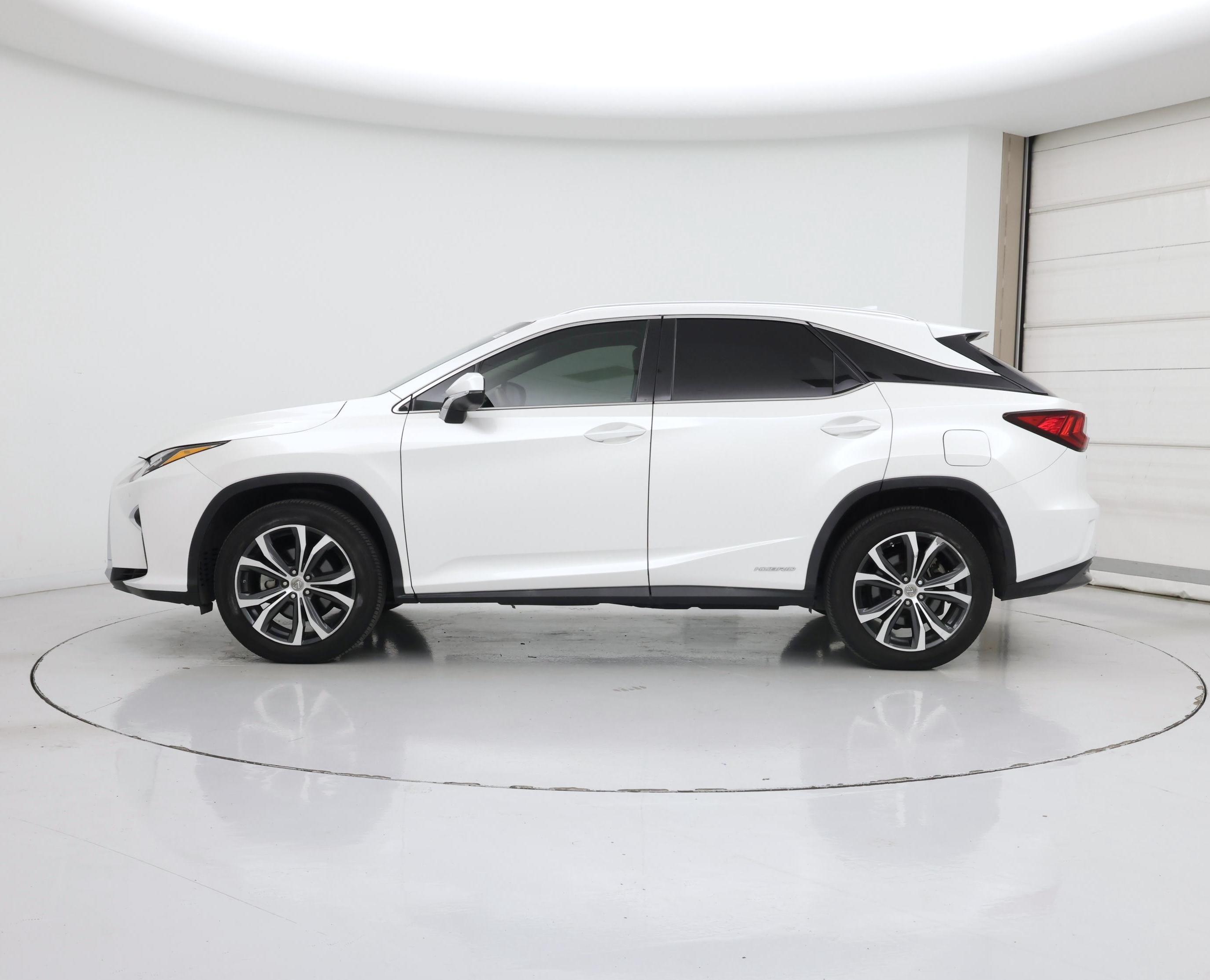 Thumbnail: 2017 Lexus RX - 3