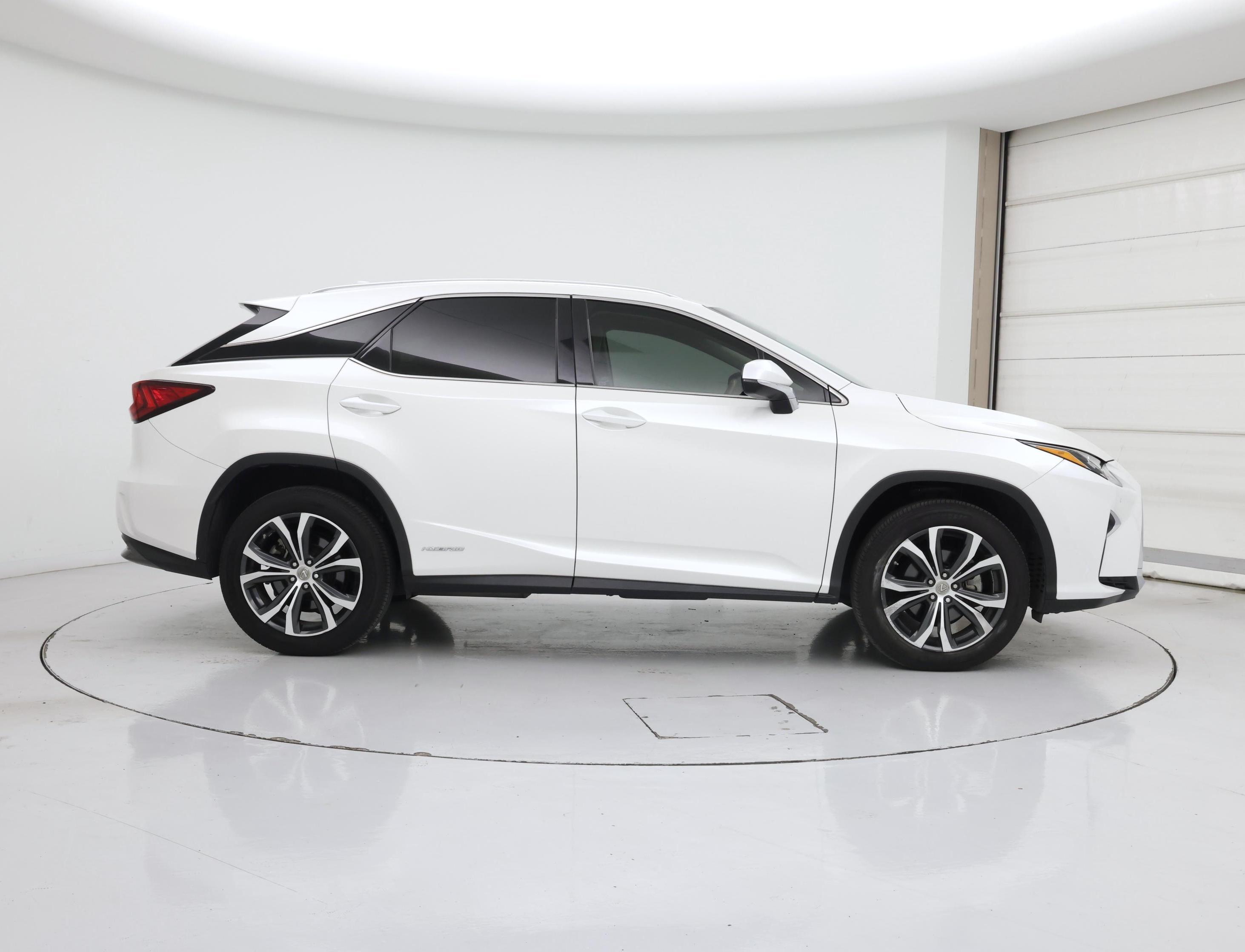 Thumbnail: 2017 Lexus RX - 7