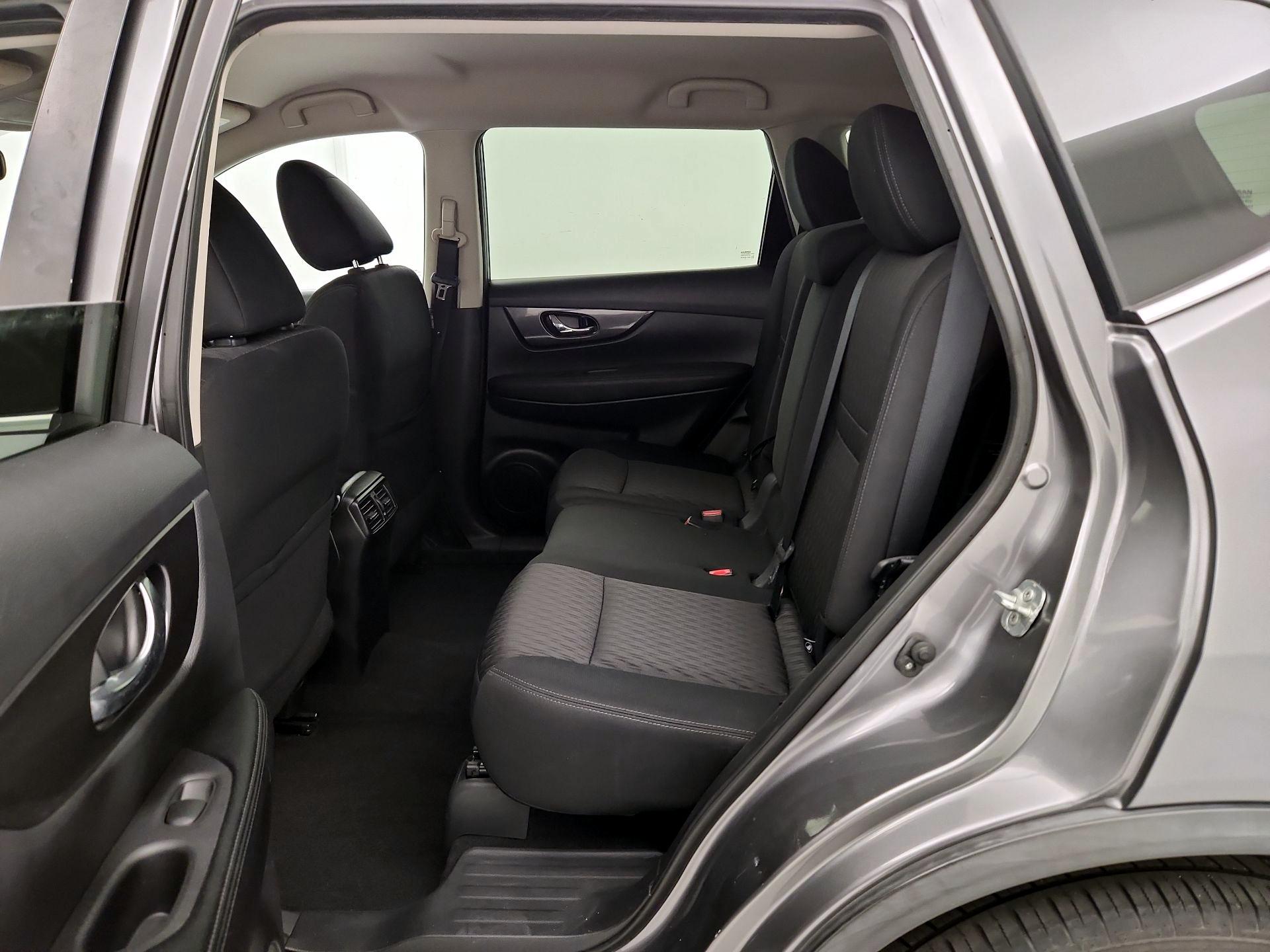 Thumbnail: 2018 Nissan Rogue - 19
