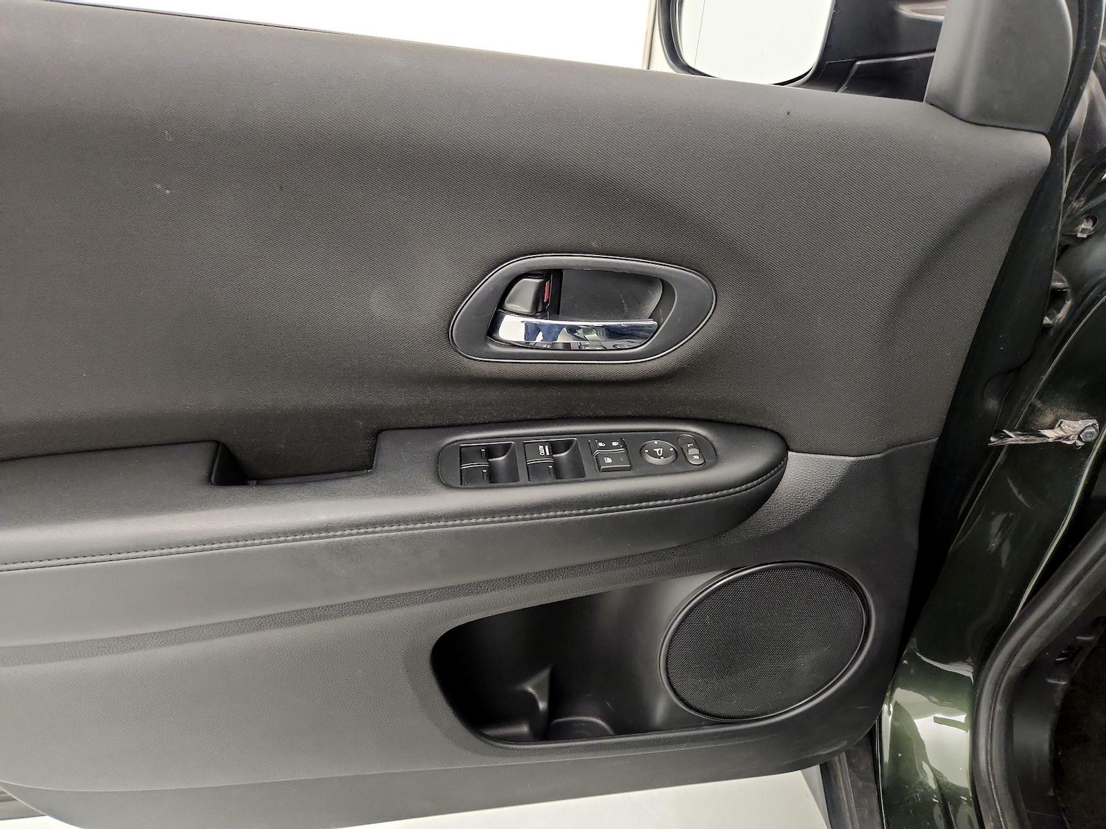 2016 Honda HR-V LX - Photo 13