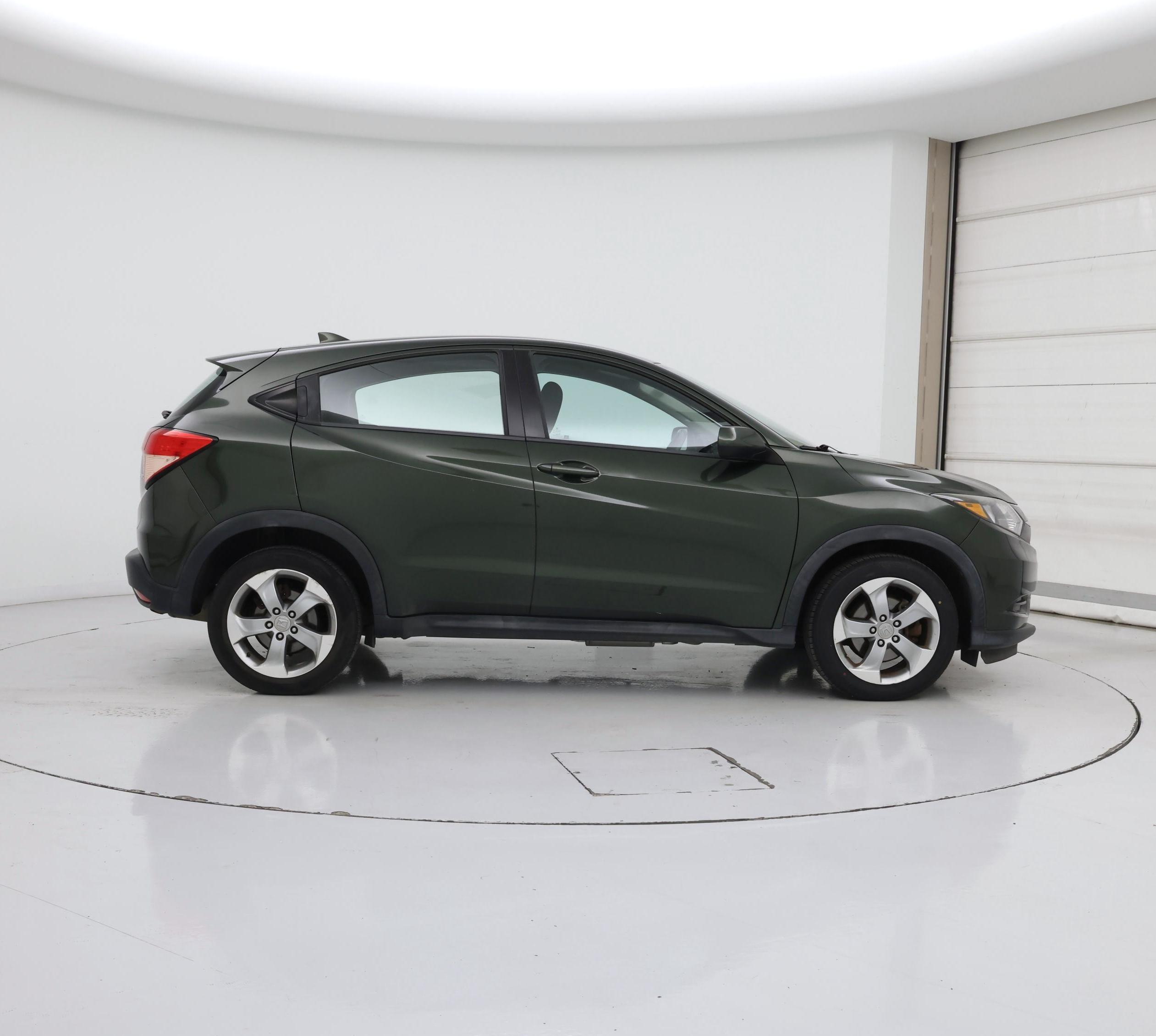 Thumbnail: 2016 Honda HR-V - 7