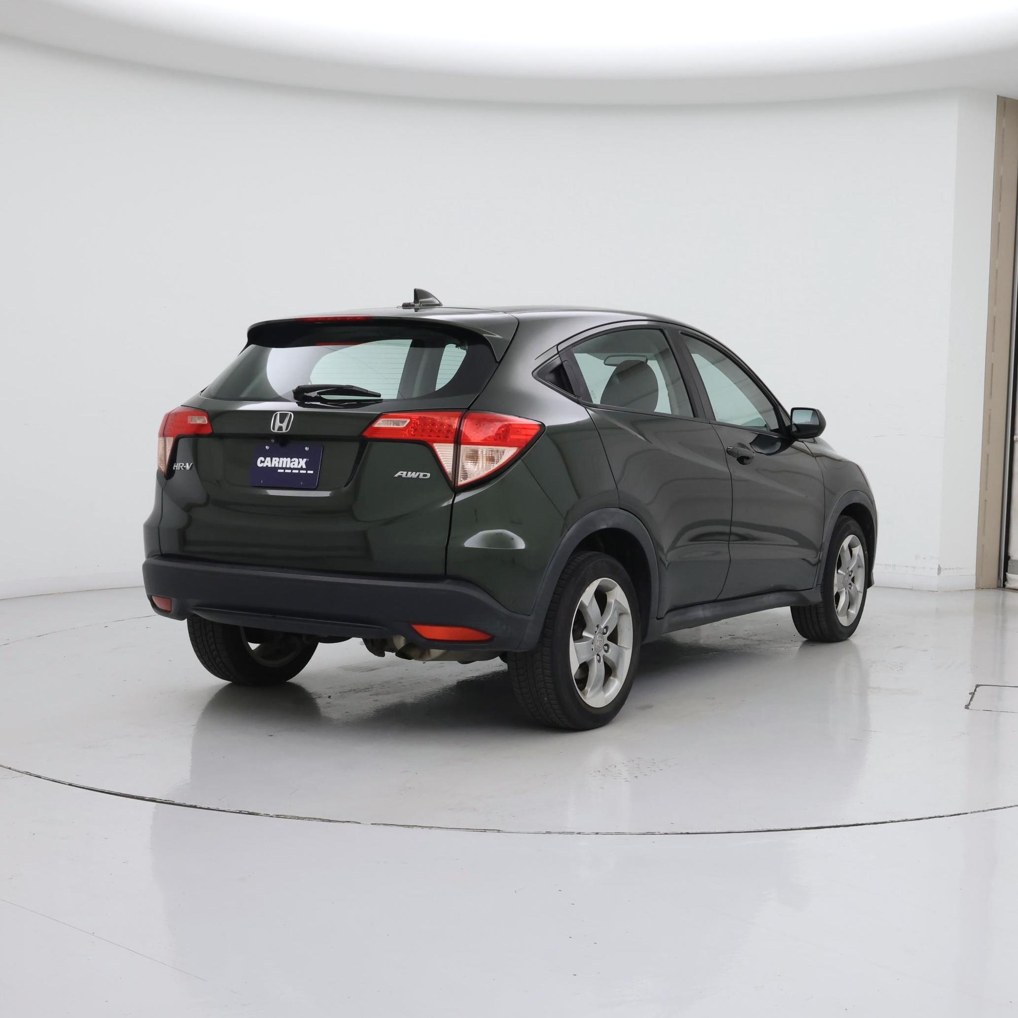 Thumbnail: 2016 Honda HR-V - 8