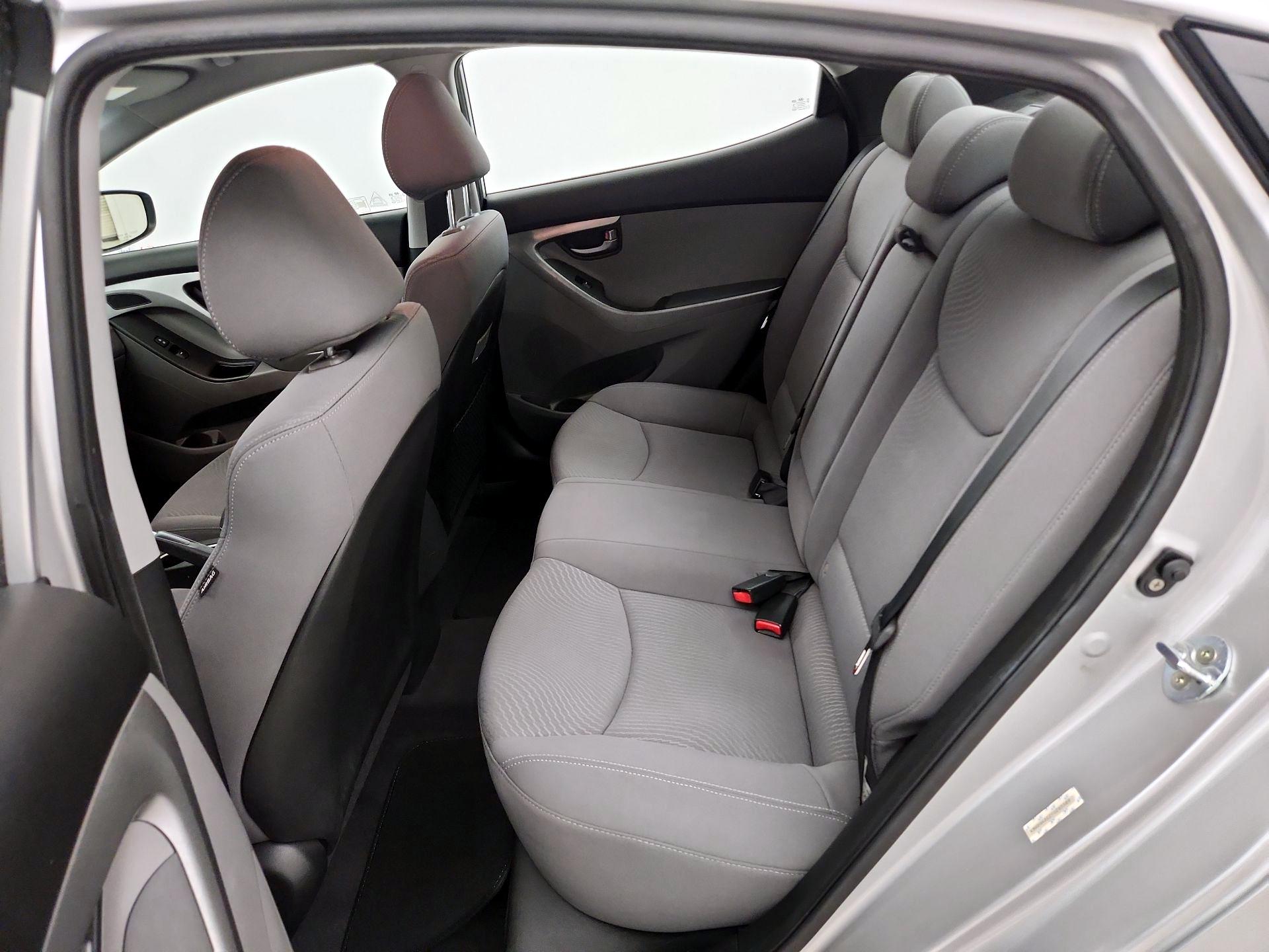 Thumbnail: 2015 Hyundai Elantra - 16