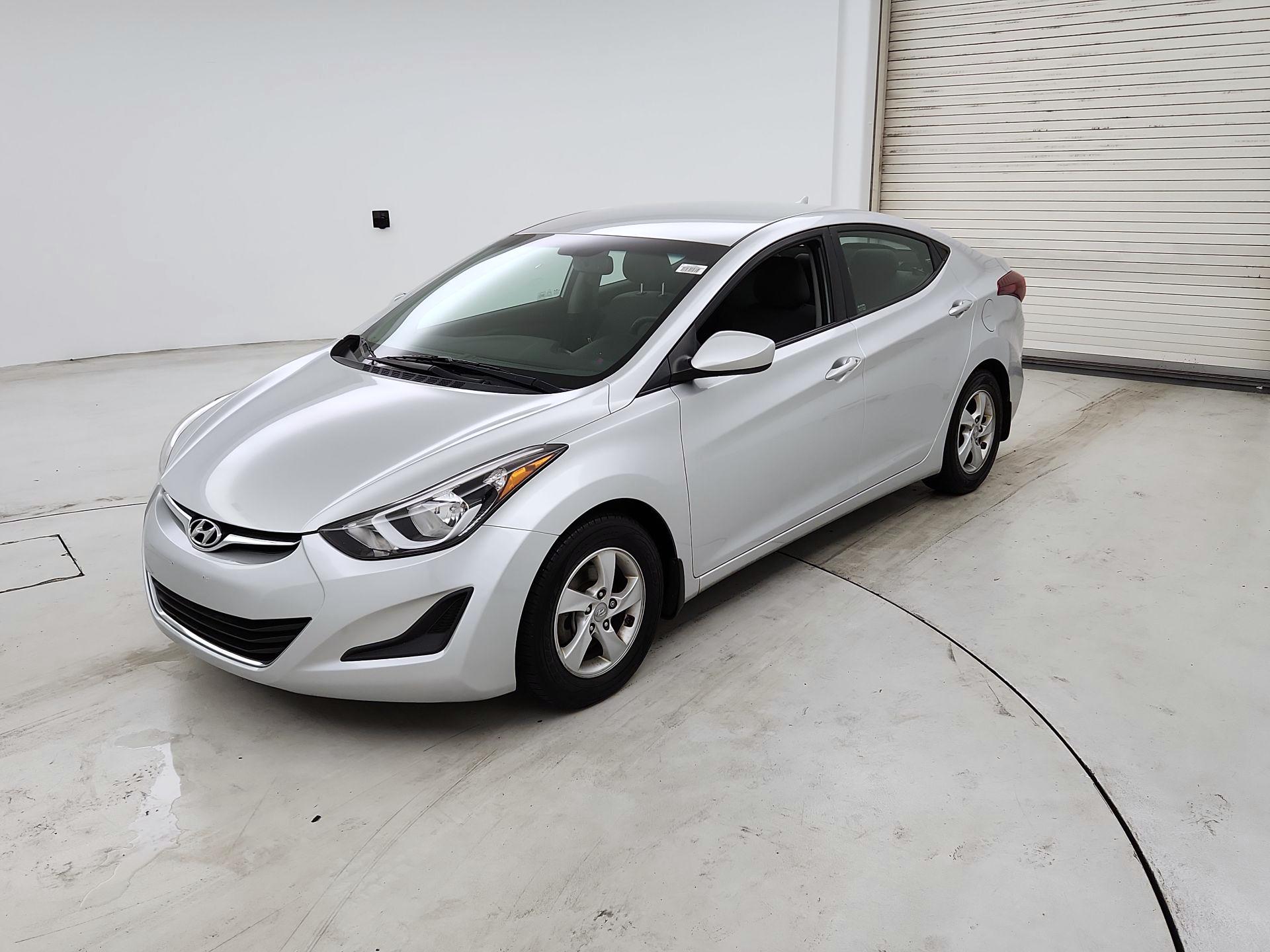 Thumbnail: 2015 Hyundai Elantra - 3