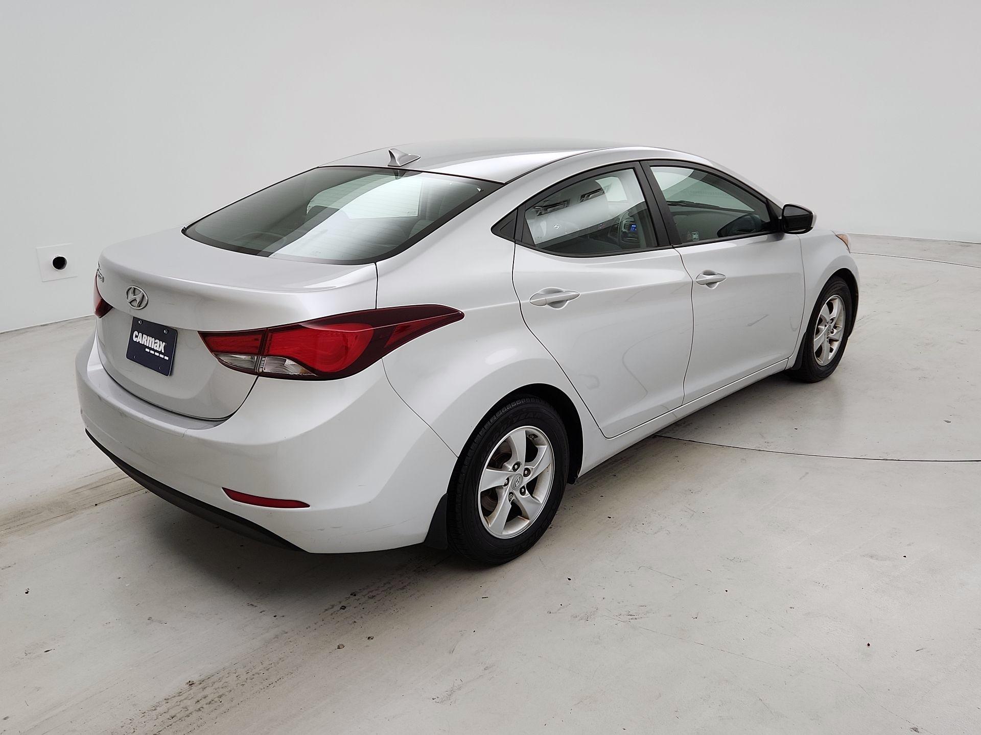 Thumbnail: 2015 Hyundai Elantra - 5