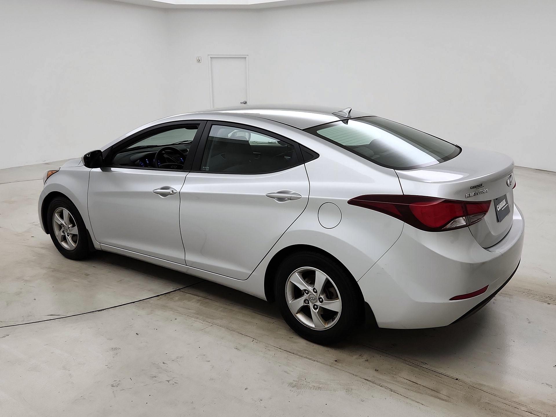 Thumbnail: 2015 Hyundai Elantra - 7