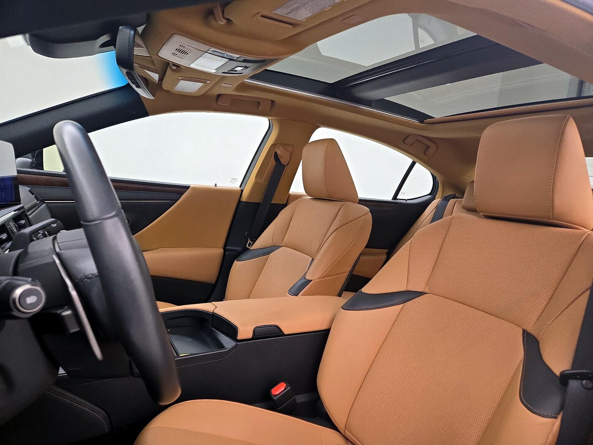 Thumbnail: 2023 Lexus ES - 19