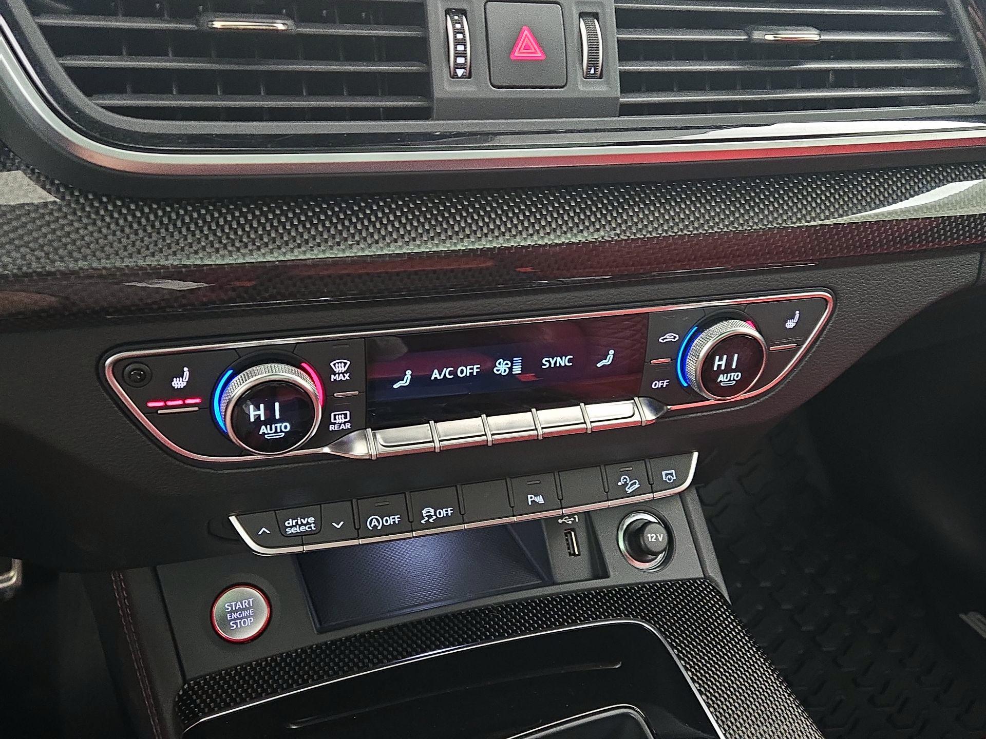 Thumbnail: 2024 Audi SQ5 - 17