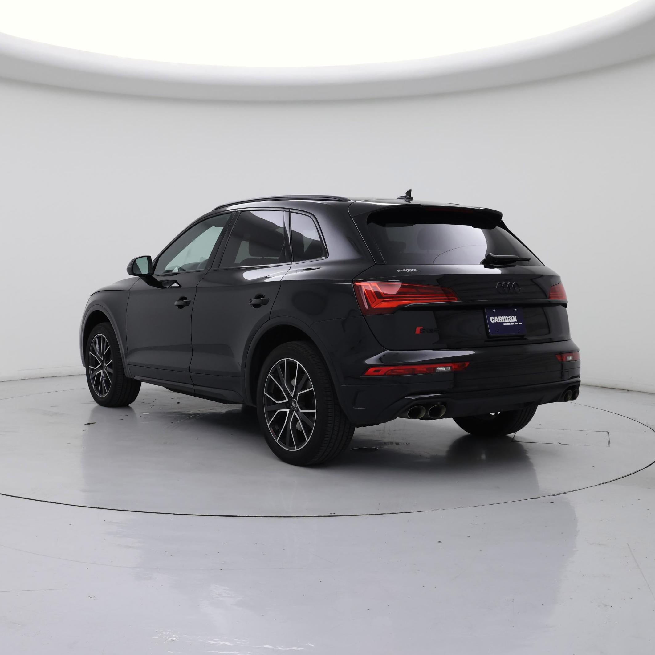 Thumbnail: 2024 Audi SQ5 - 2