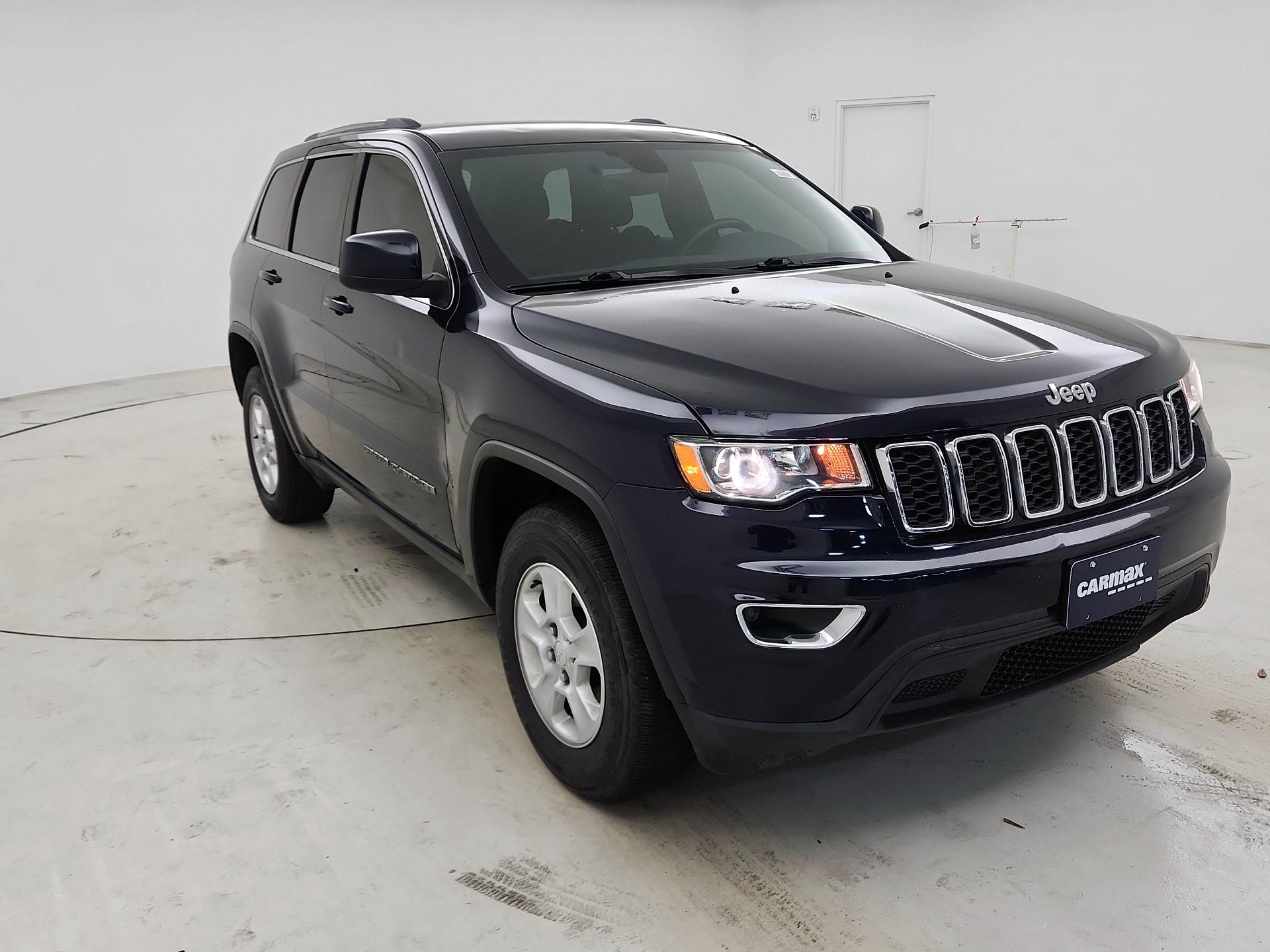 Thumbnail: 2017 Jeep Grand Cherokee - 1