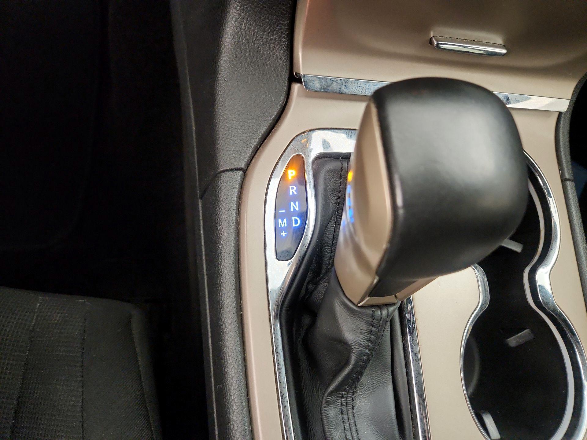 Thumbnail: 2017 Jeep Grand Cherokee - 15