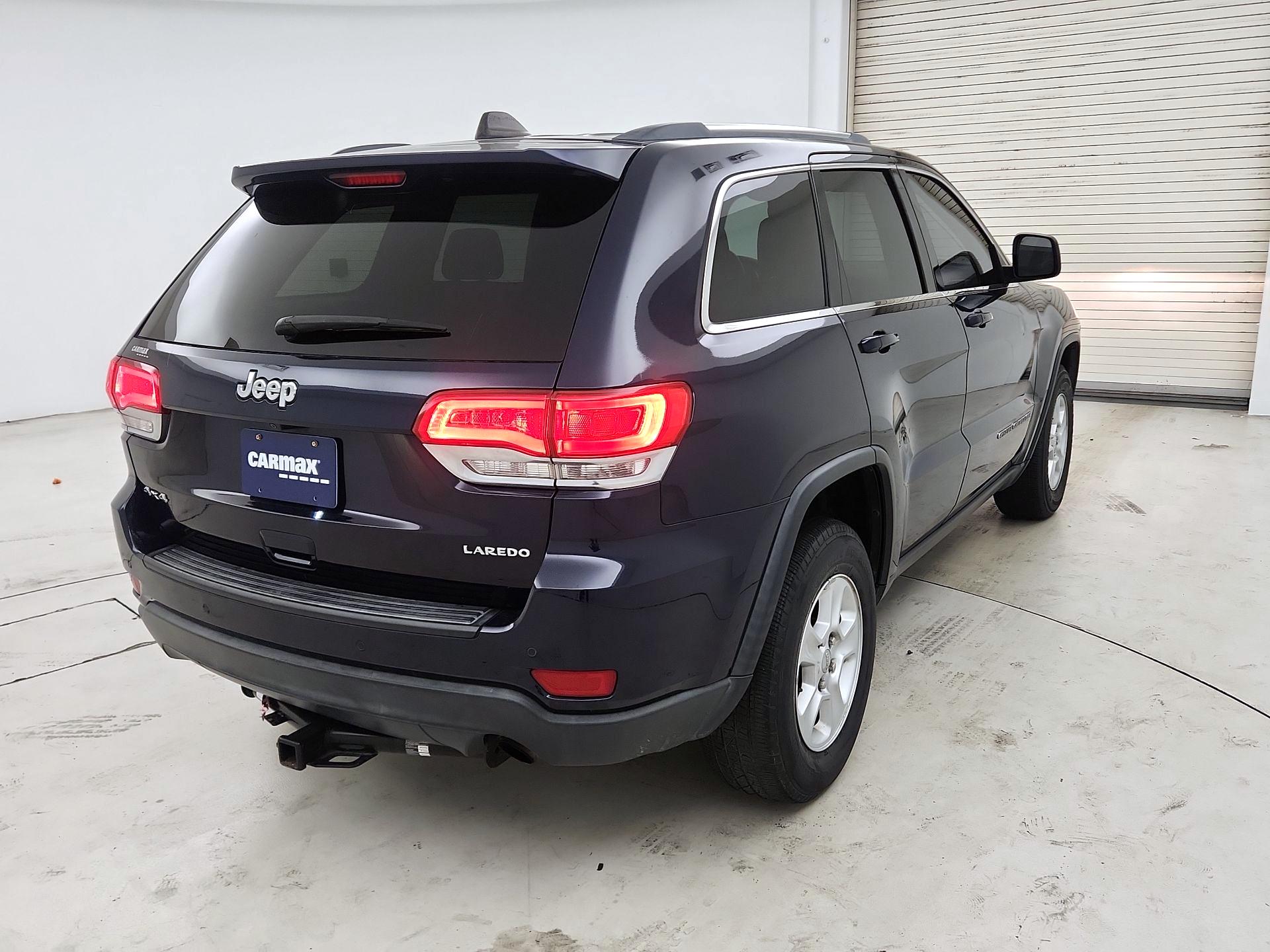 Thumbnail: 2017 Jeep Grand Cherokee - 5