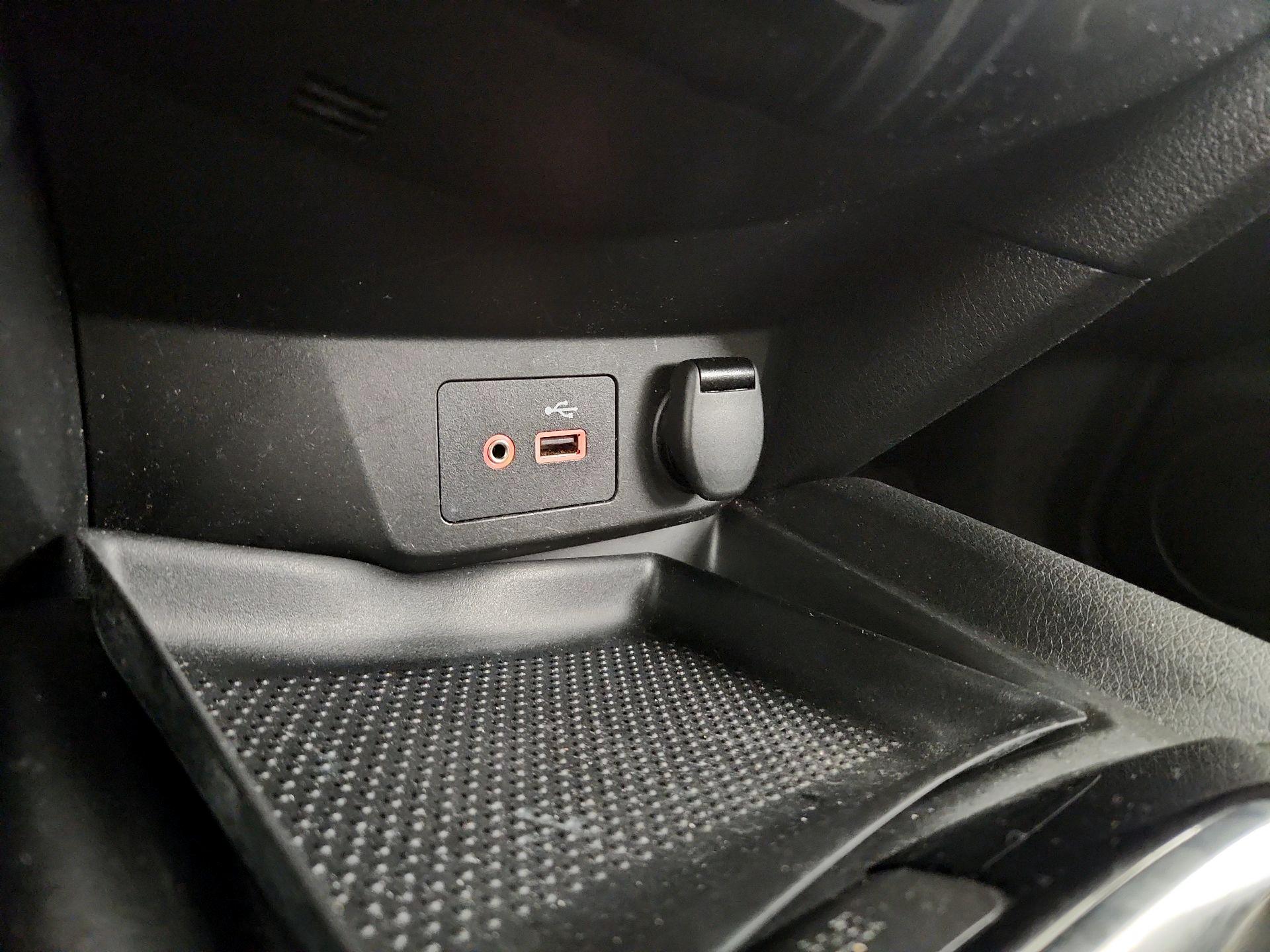 Thumbnail: 2019 Nissan Rogue - 16