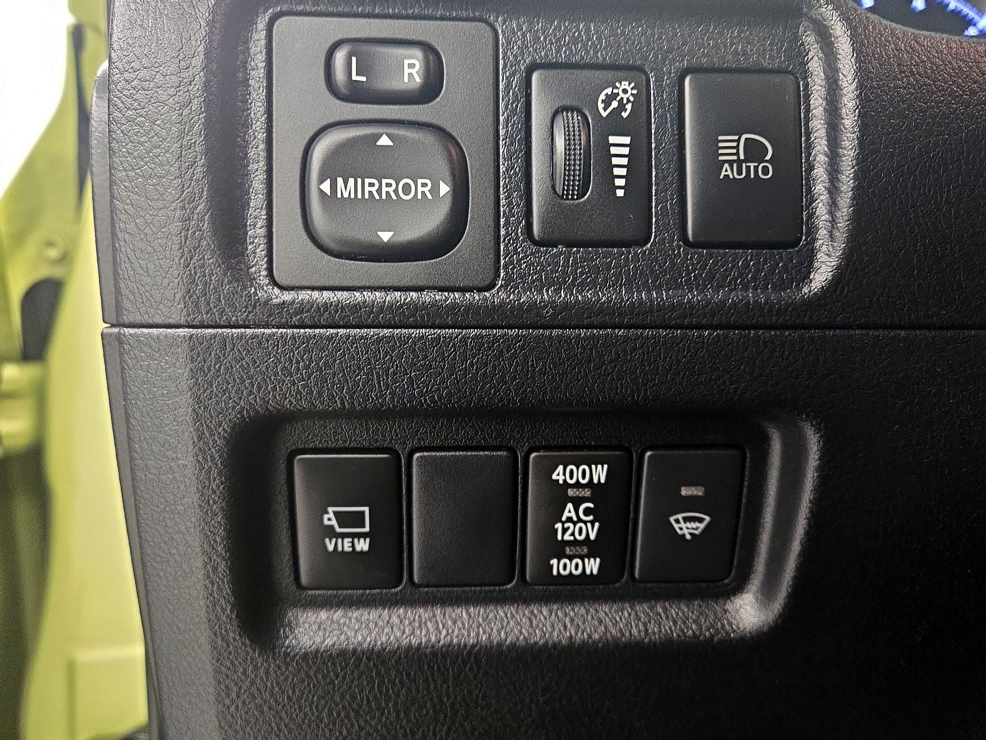 Thumbnail: 2022 Toyota 4Runner - 13