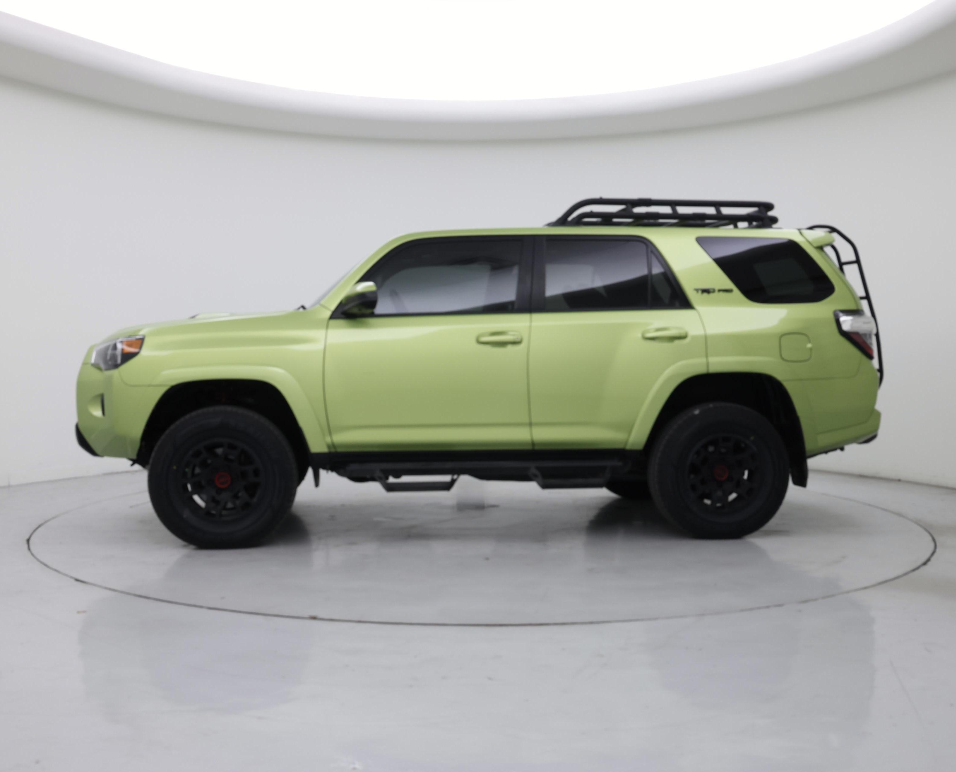 Thumbnail: 2022 Toyota 4Runner - 3