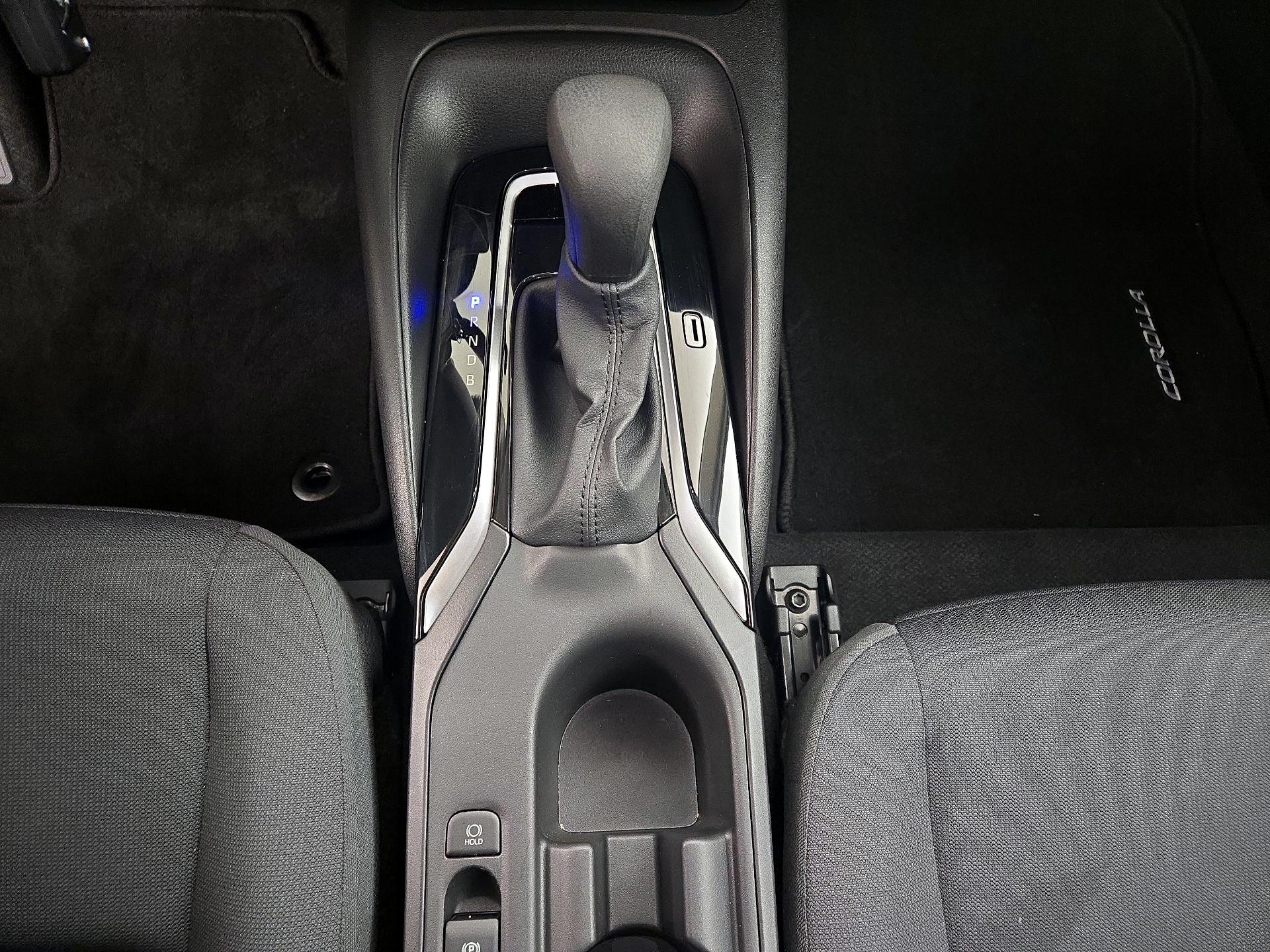 Thumbnail: 2025 Toyota Corolla - 18