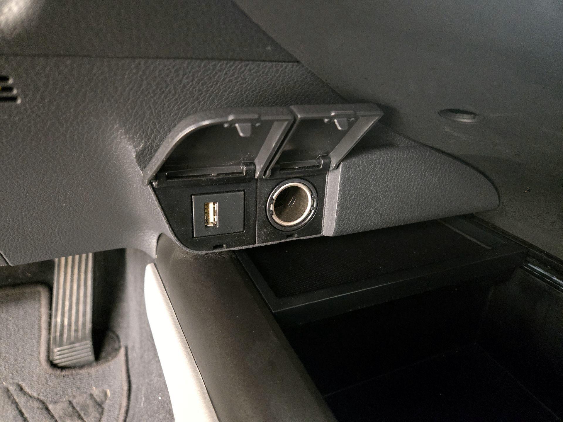 Thumbnail: 2022 Toyota Camry - 18