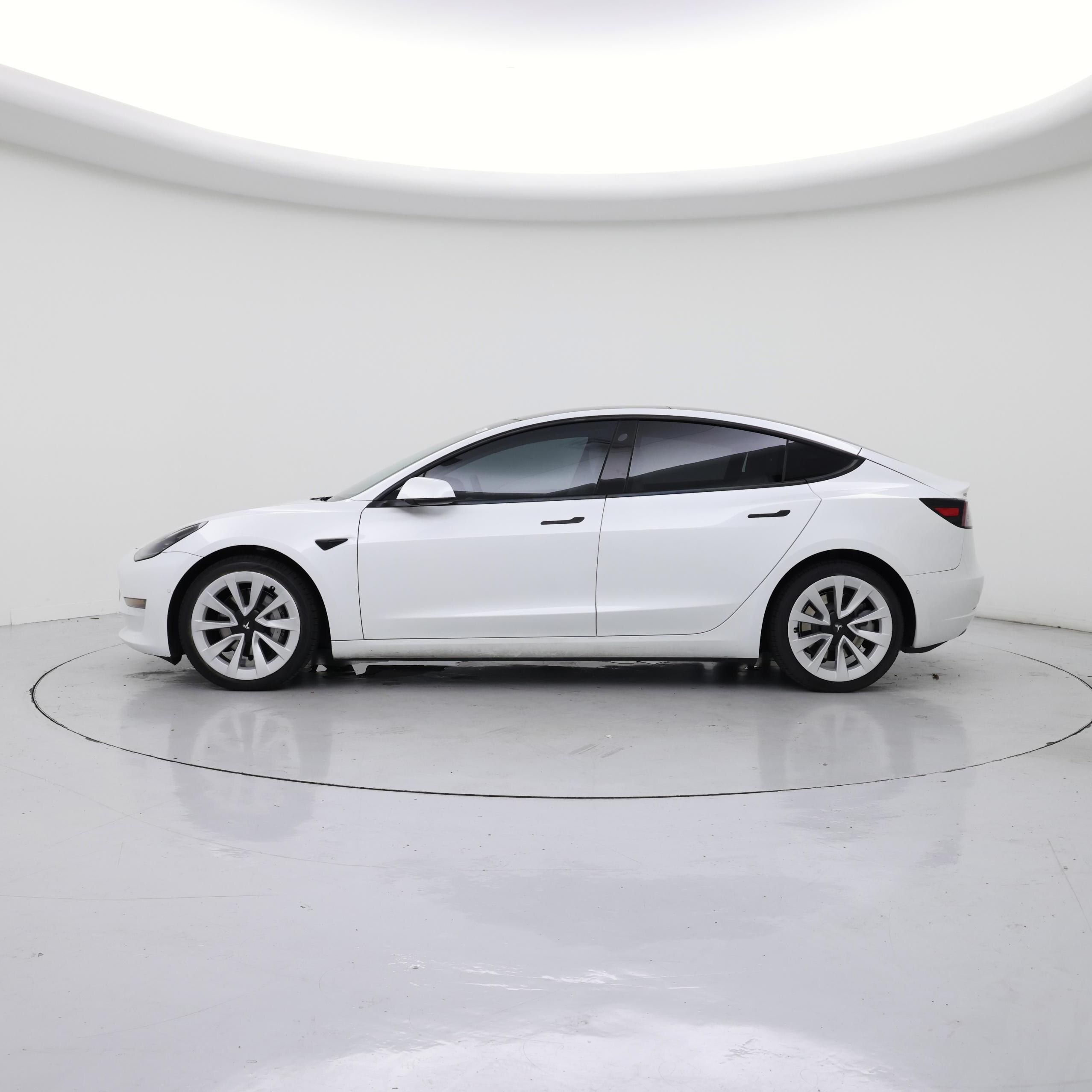 Thumbnail: 2021 Tesla Model 3 - 3