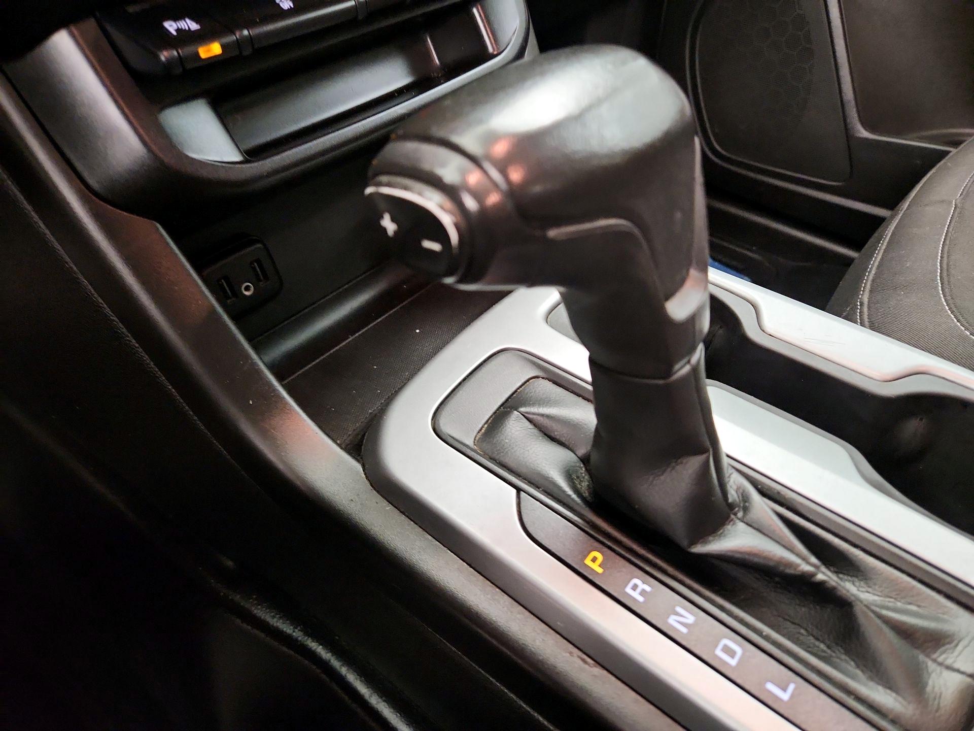 Thumbnail: 2021 Chevrolet Colorado - 15