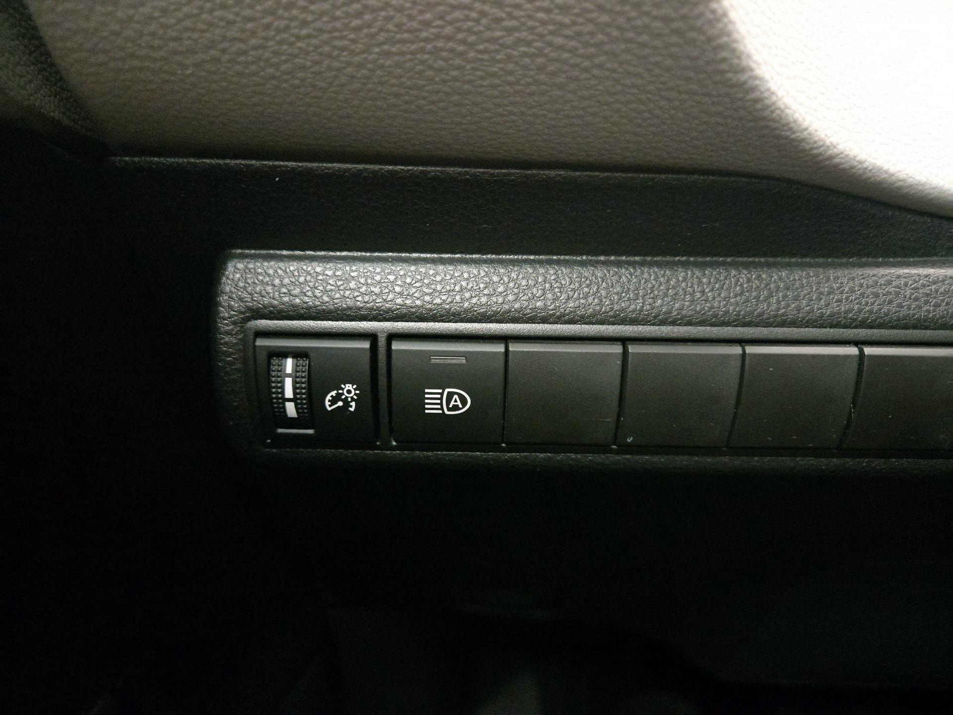 Thumbnail: 2023 Toyota Corolla - 13