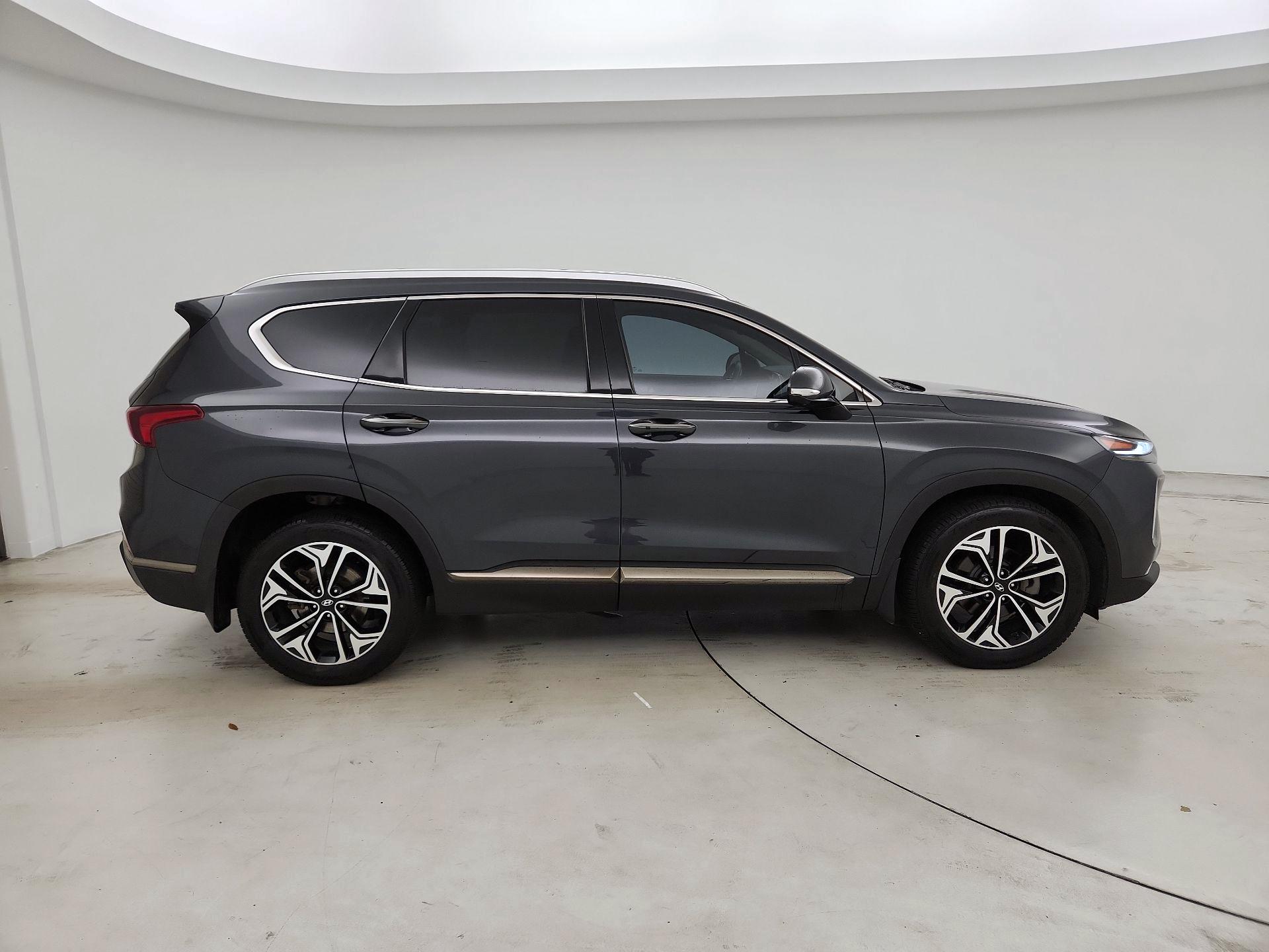 Thumbnail: 2020 Hyundai Santa Fe - 4