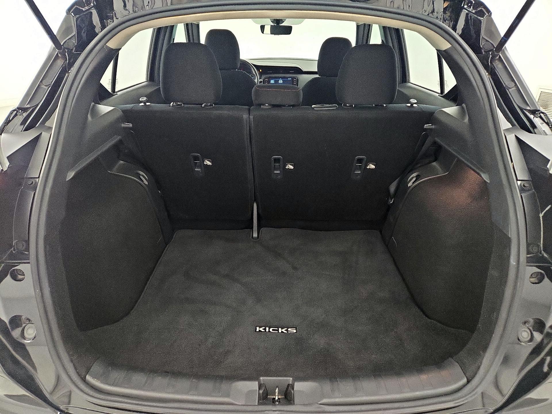 Thumbnail: 2024 Nissan Kicks - 19