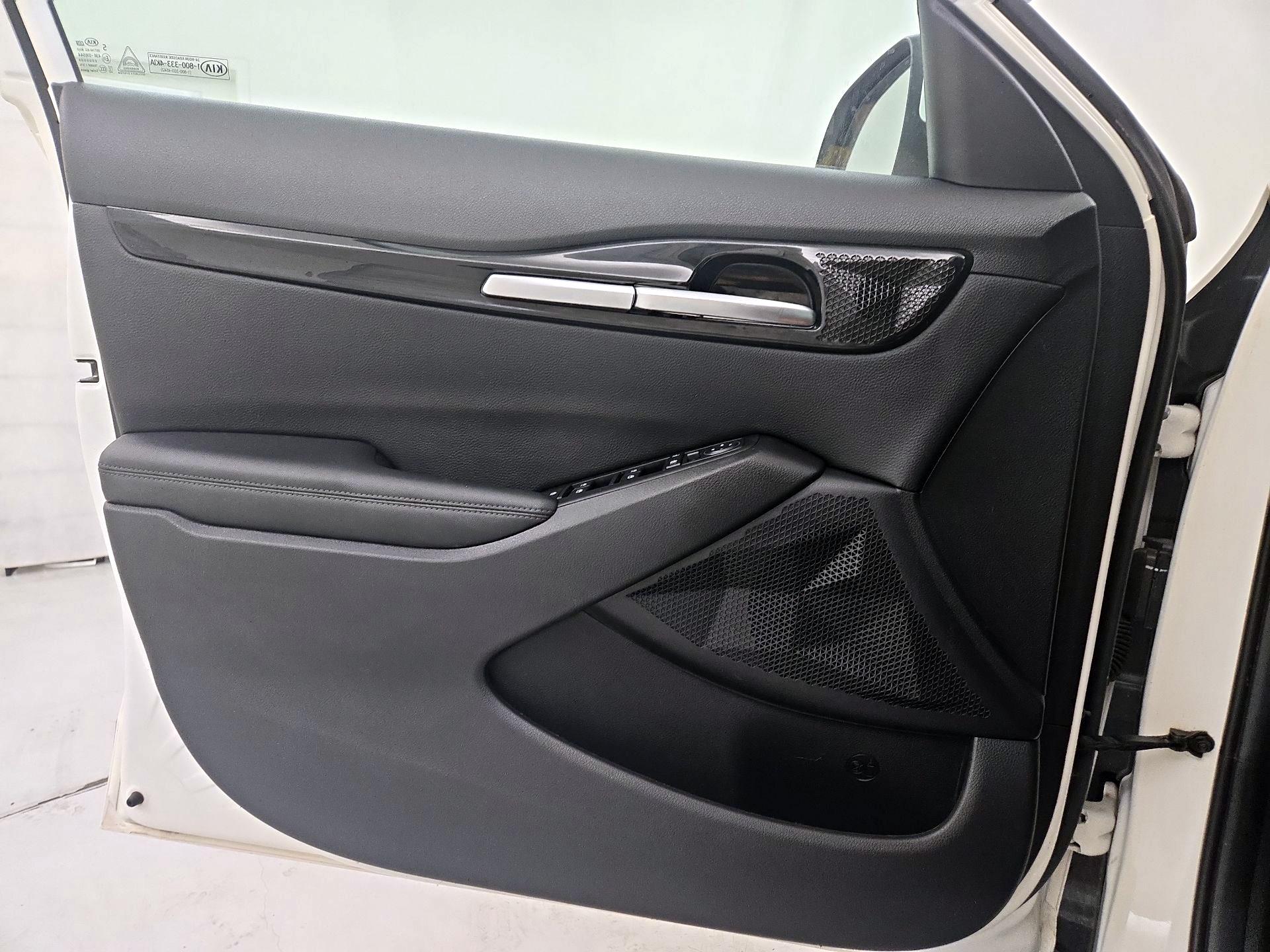 Thumbnail: 2021 Kia Seltos - 12