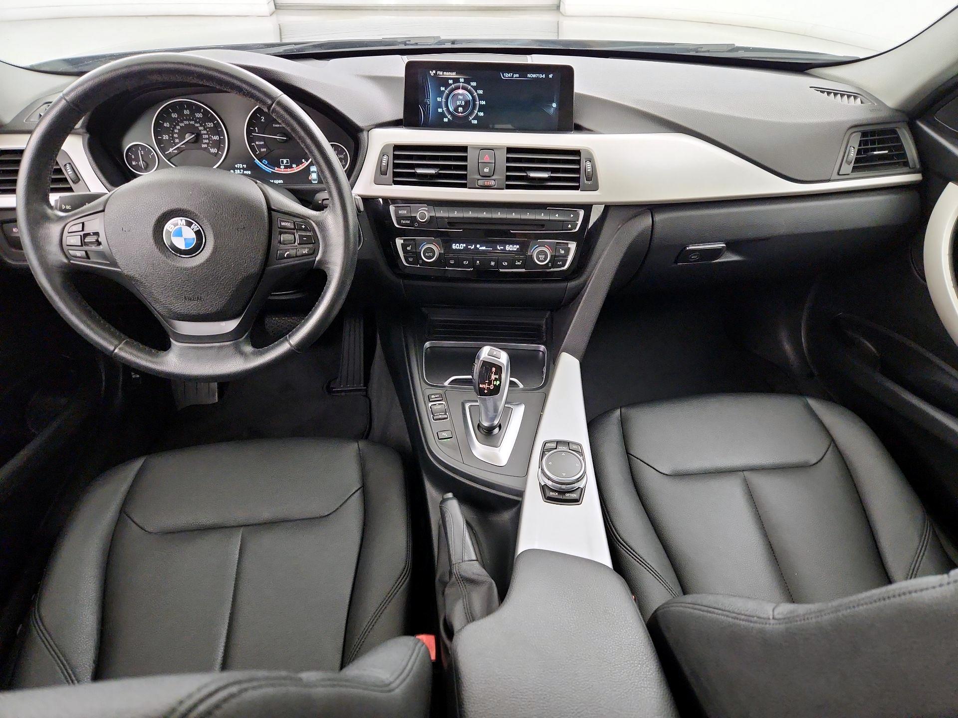 Thumbnail: 2016 BMW 3 Series - 9