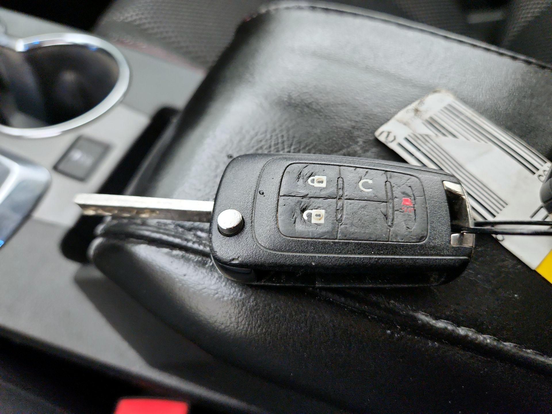 Thumbnail: 2015 Chevrolet Equinox - 18