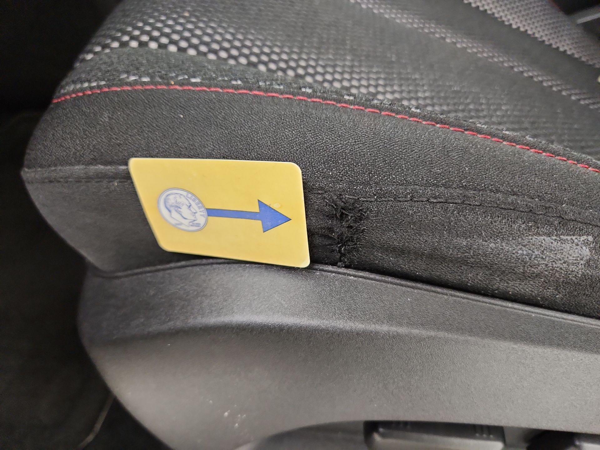 Thumbnail: 2015 Chevrolet Equinox - 19