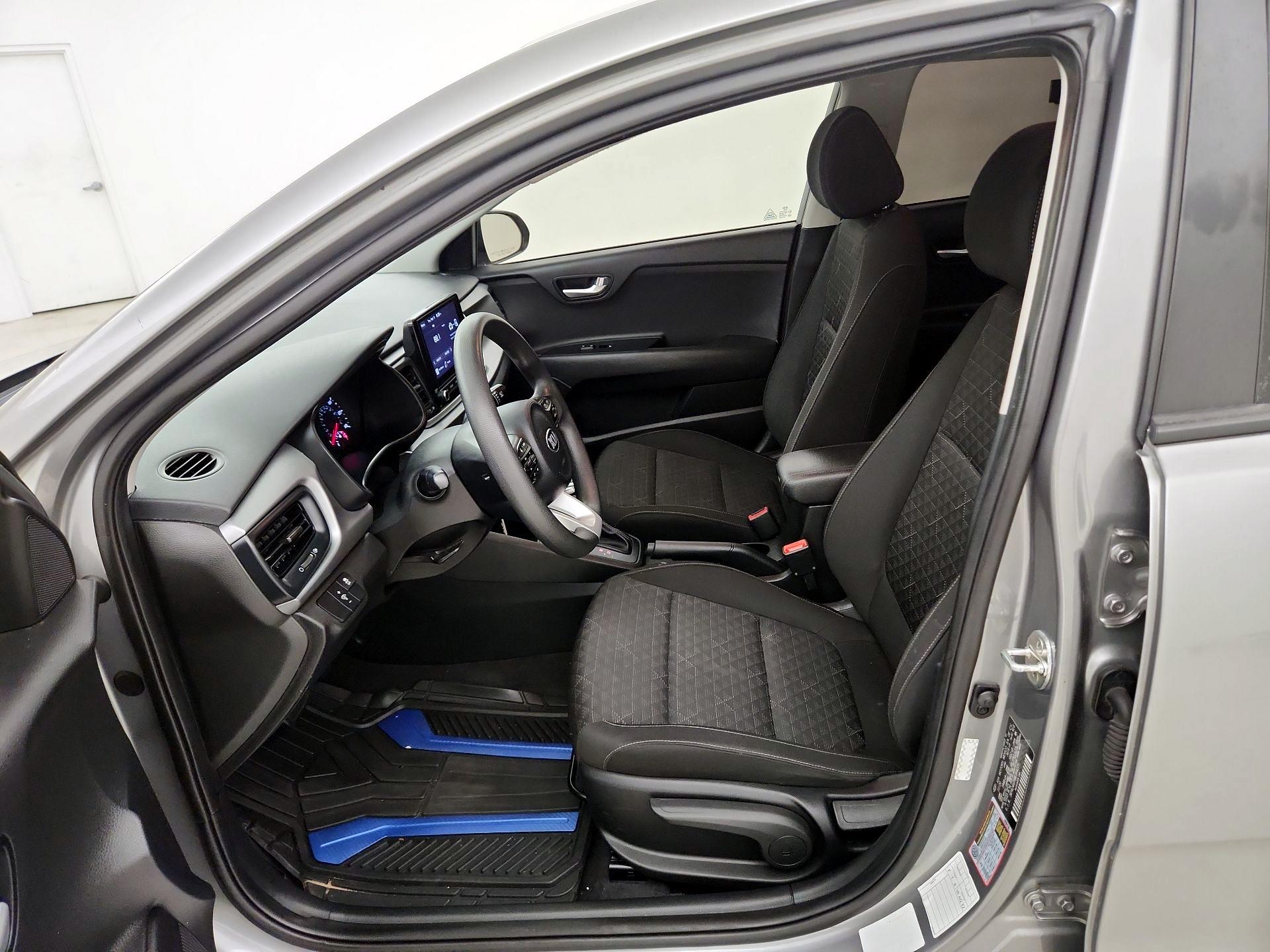 Thumbnail: 2021 Kia Rio - 9