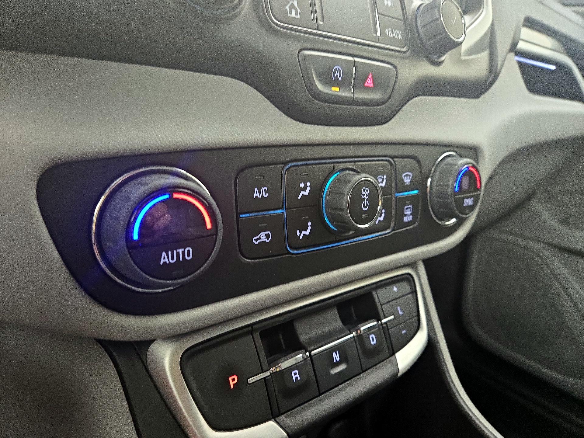 Thumbnail: 2023 GMC Terrain - 16