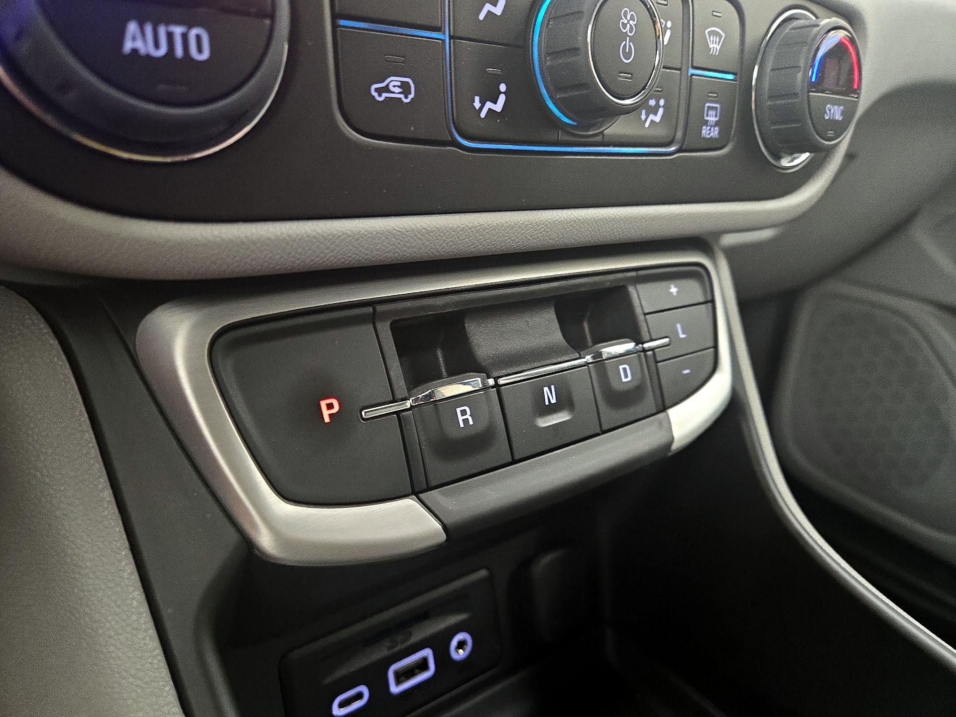 Thumbnail: 2023 GMC Terrain - 17