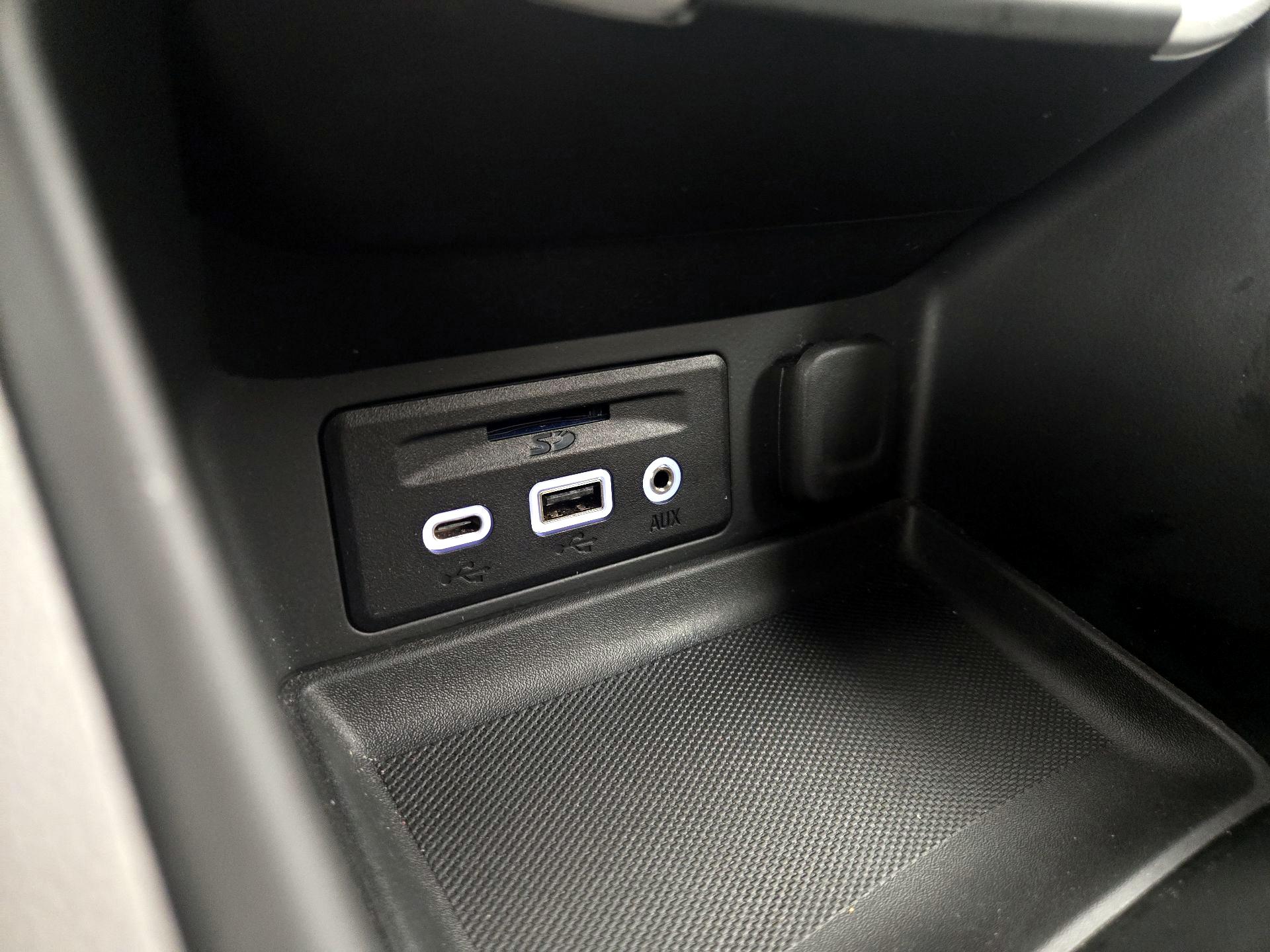 Thumbnail: 2023 GMC Terrain - 18