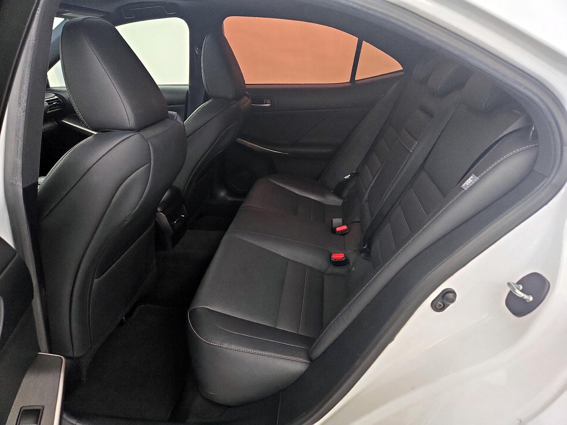 Thumbnail: 2020 Lexus IS - 20