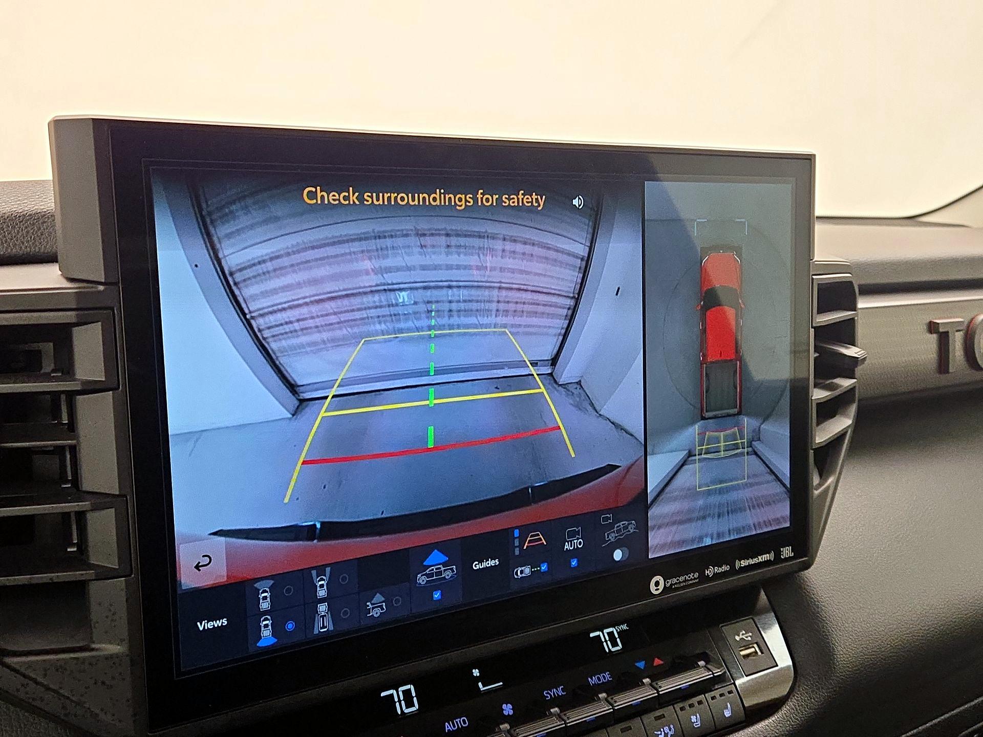 Thumbnail: 2023 Toyota Tundra - 14