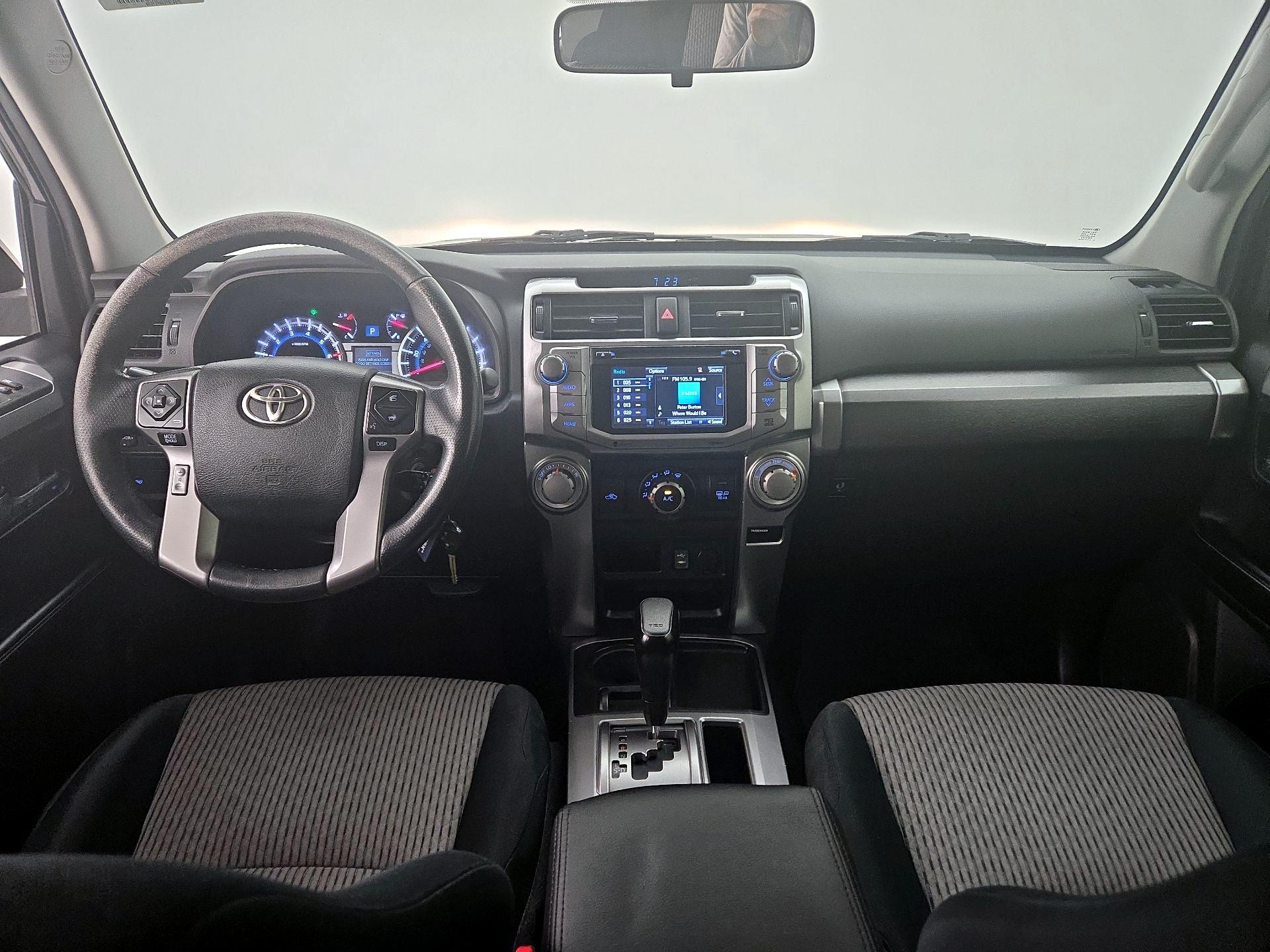 Thumbnail: 2015 Toyota 4Runner - 9