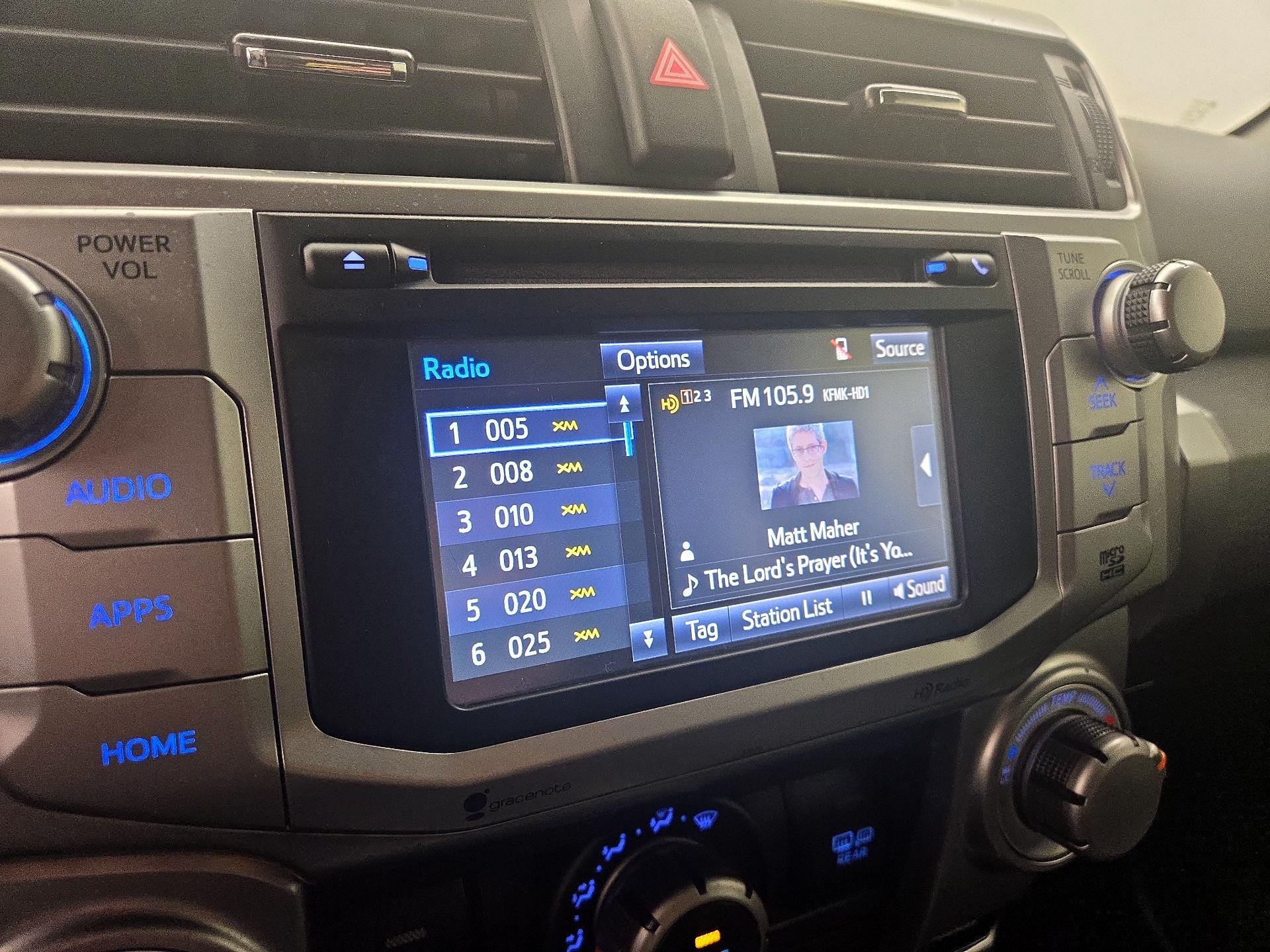 Thumbnail: 2015 Toyota 4Runner - 15