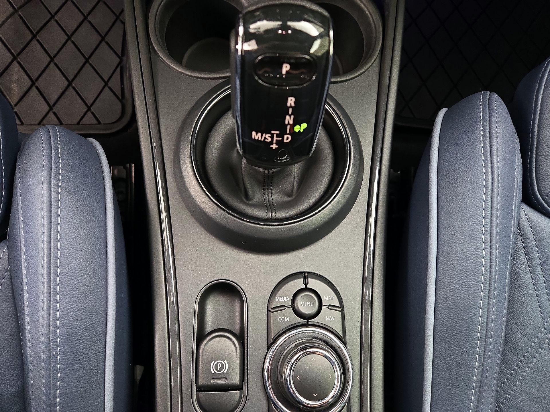 Thumbnail: 2024 MINI Cooper Countryman - 18