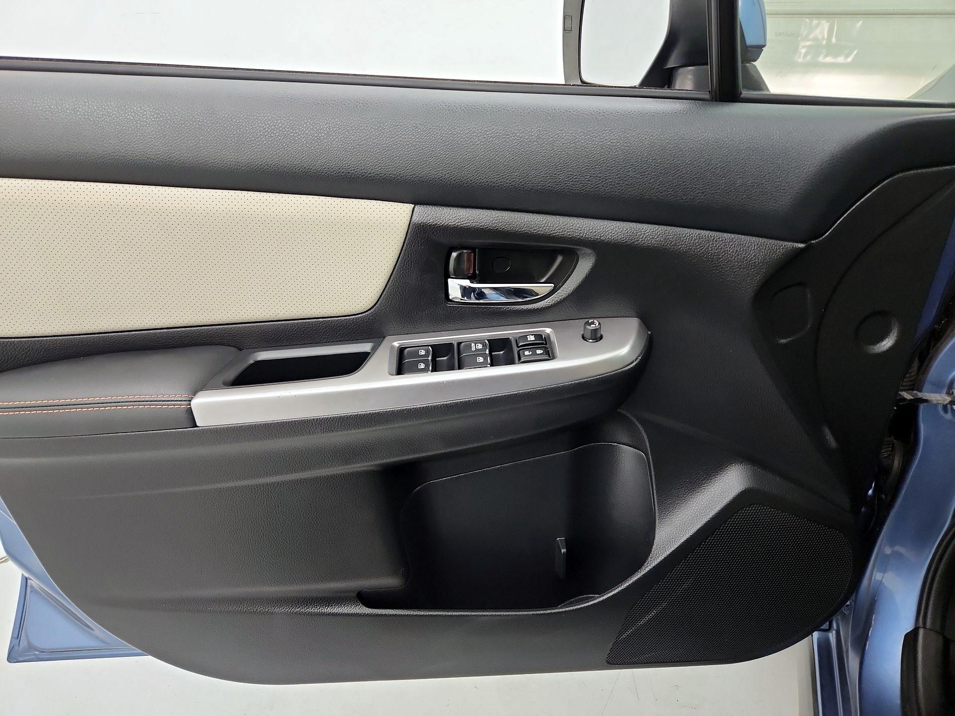 Thumbnail: 2017 Subaru Crosstrek - 12