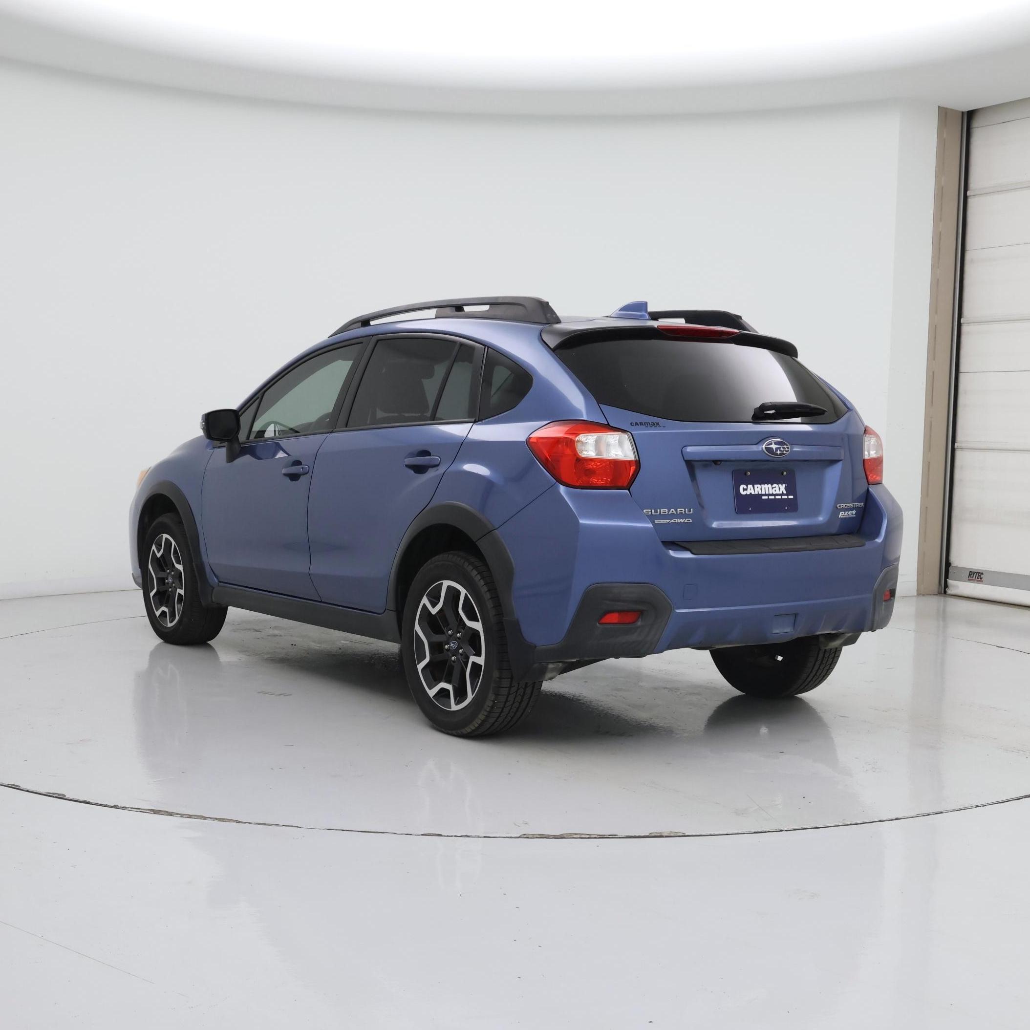 Thumbnail: 2017 Subaru Crosstrek - 2