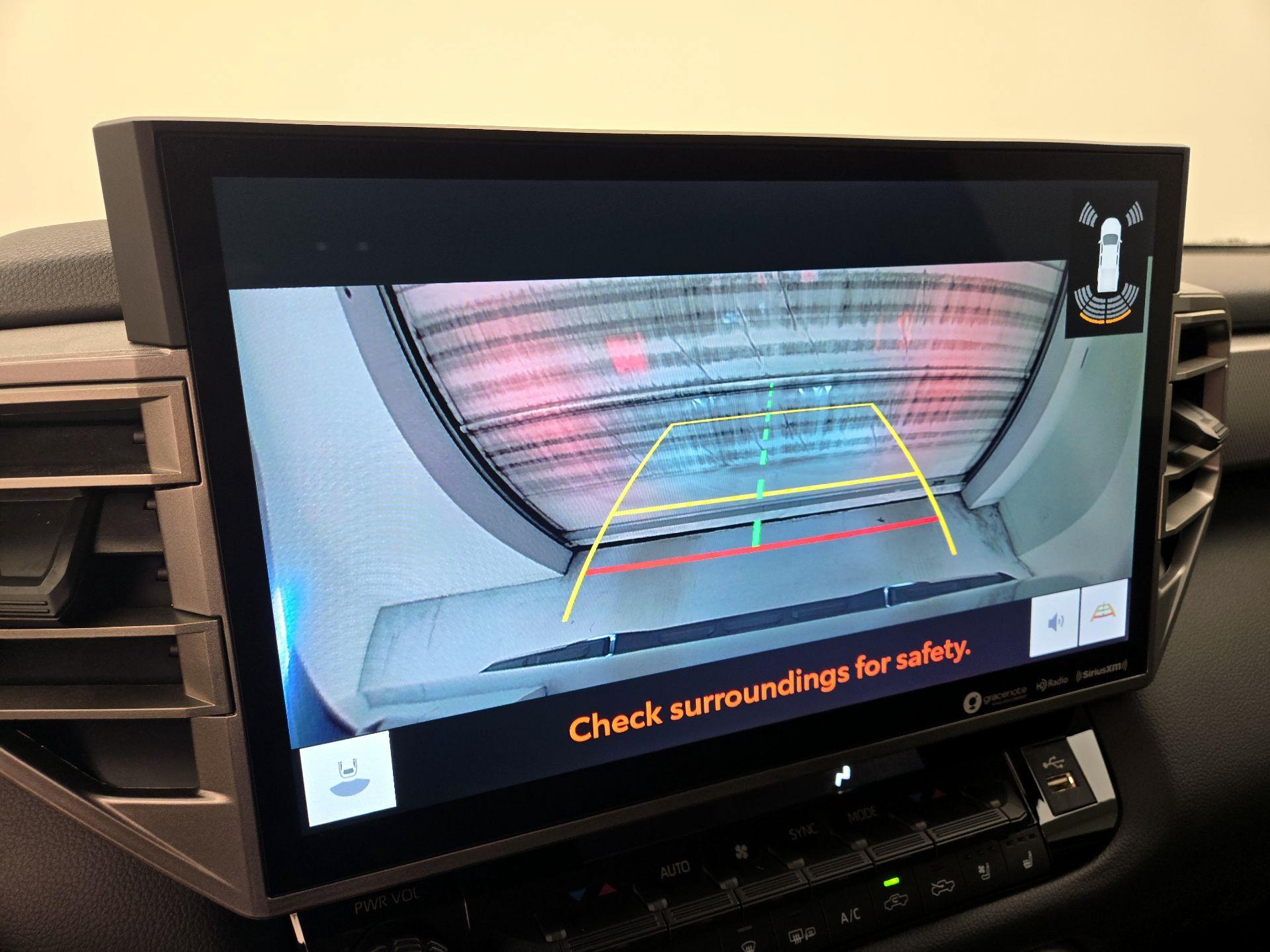 Thumbnail: 2022 Toyota Tundra - 14