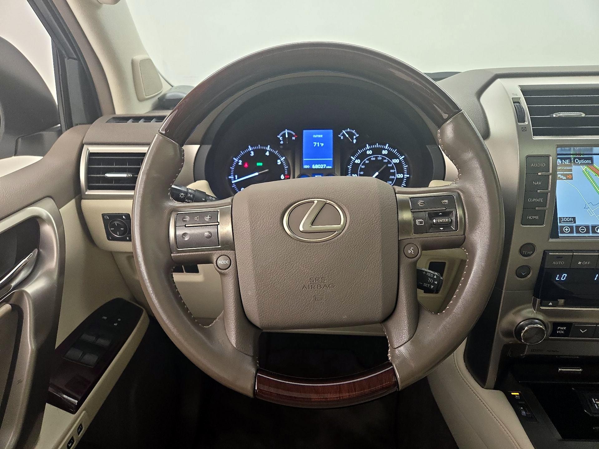 Thumbnail: 2019 Lexus GX - 10